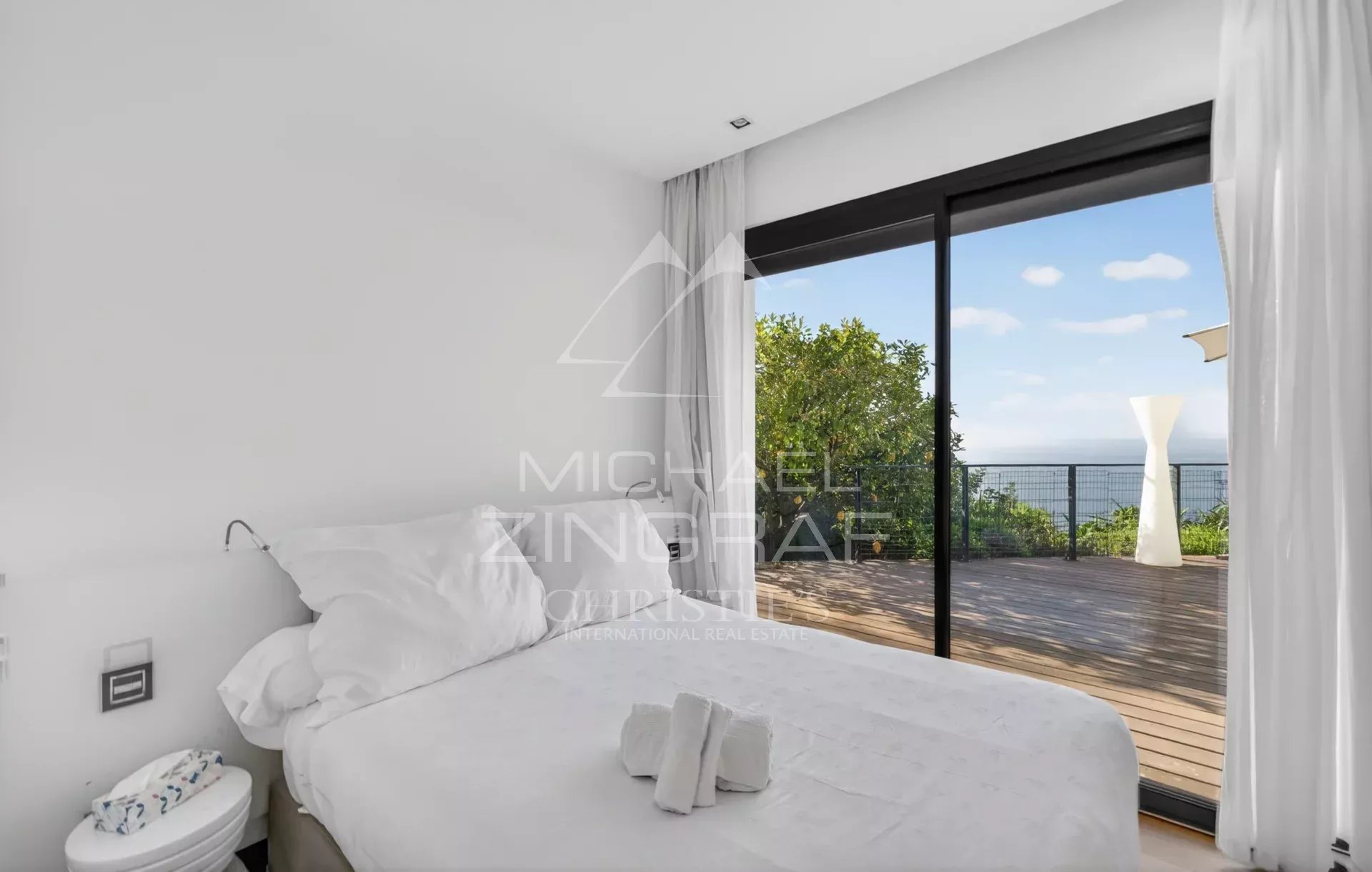 Magnifique Villa Contemporaine à louer vue mer imprenable proche Monaco