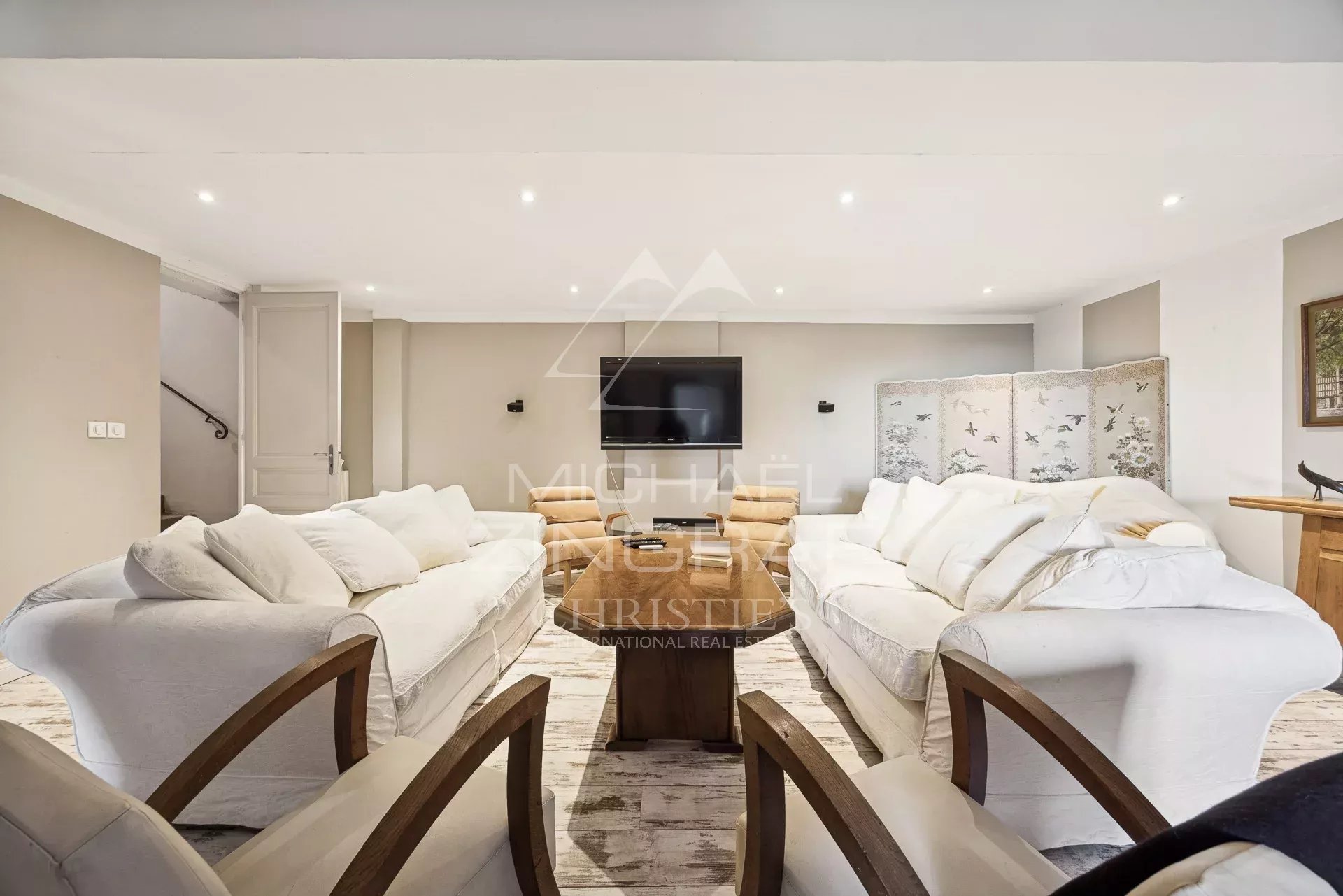 Arrière-Pays Cannois - Villa provençale au calme - 5 chambres