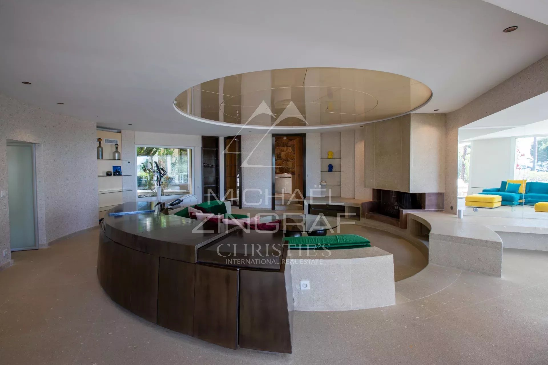 Cannes – Croix-des-Gardes - Villa d’architecte avec vue mer panoramique