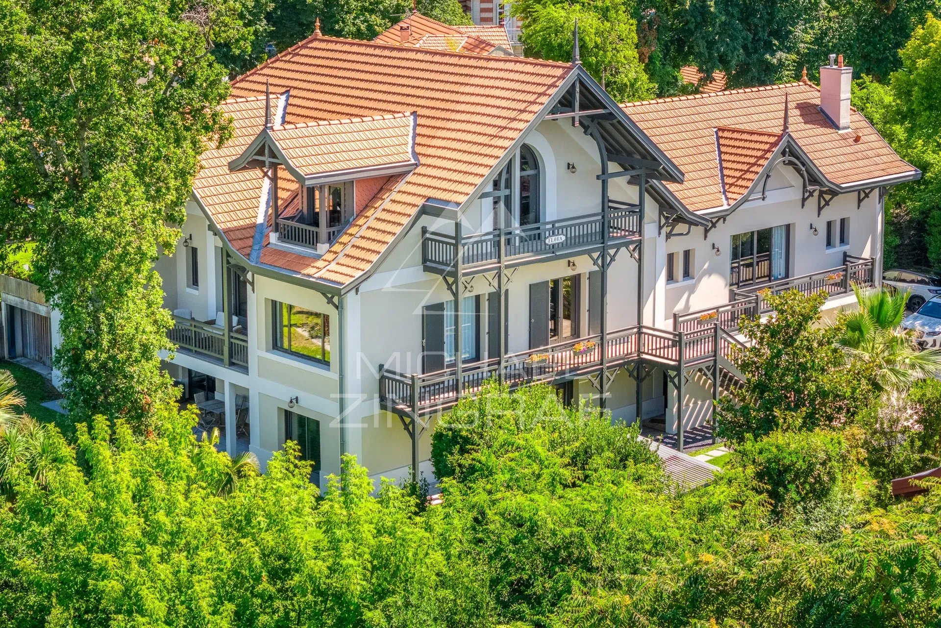 Villa d’Exception – Vue Panoramique sur le Bassin d’Arcachon