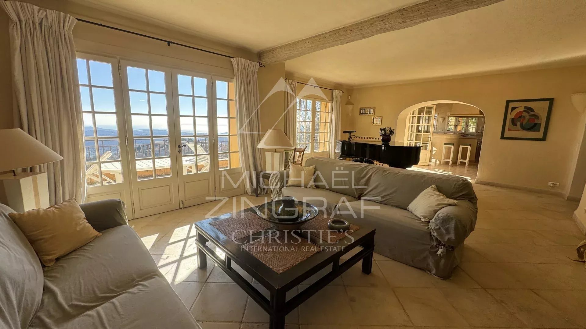 Superb 13-Room Bastide with Panoramic Views