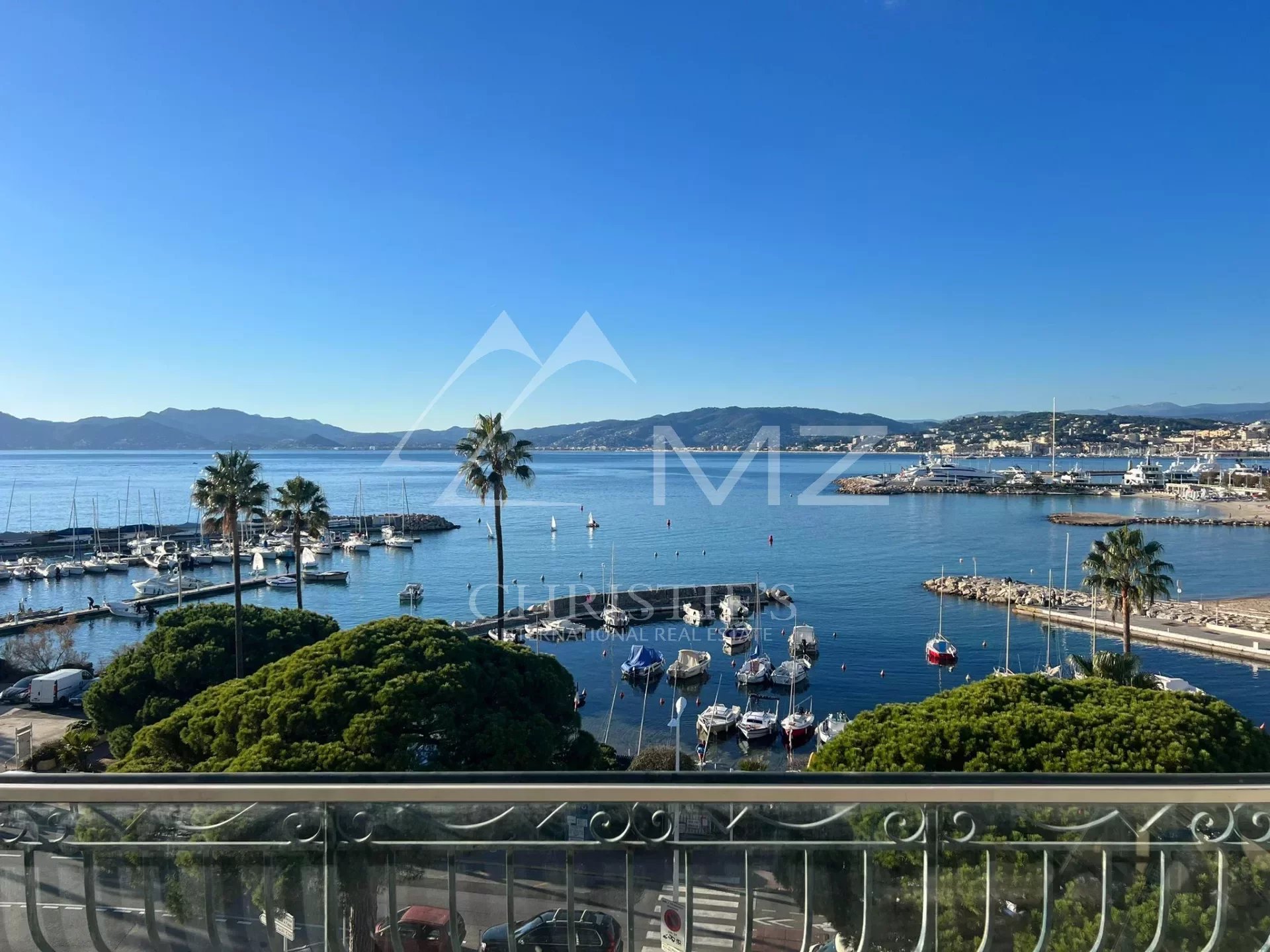 Cannes Palm Beach - Outstanding duplex penthouse with rooftop and breathtaking sea view