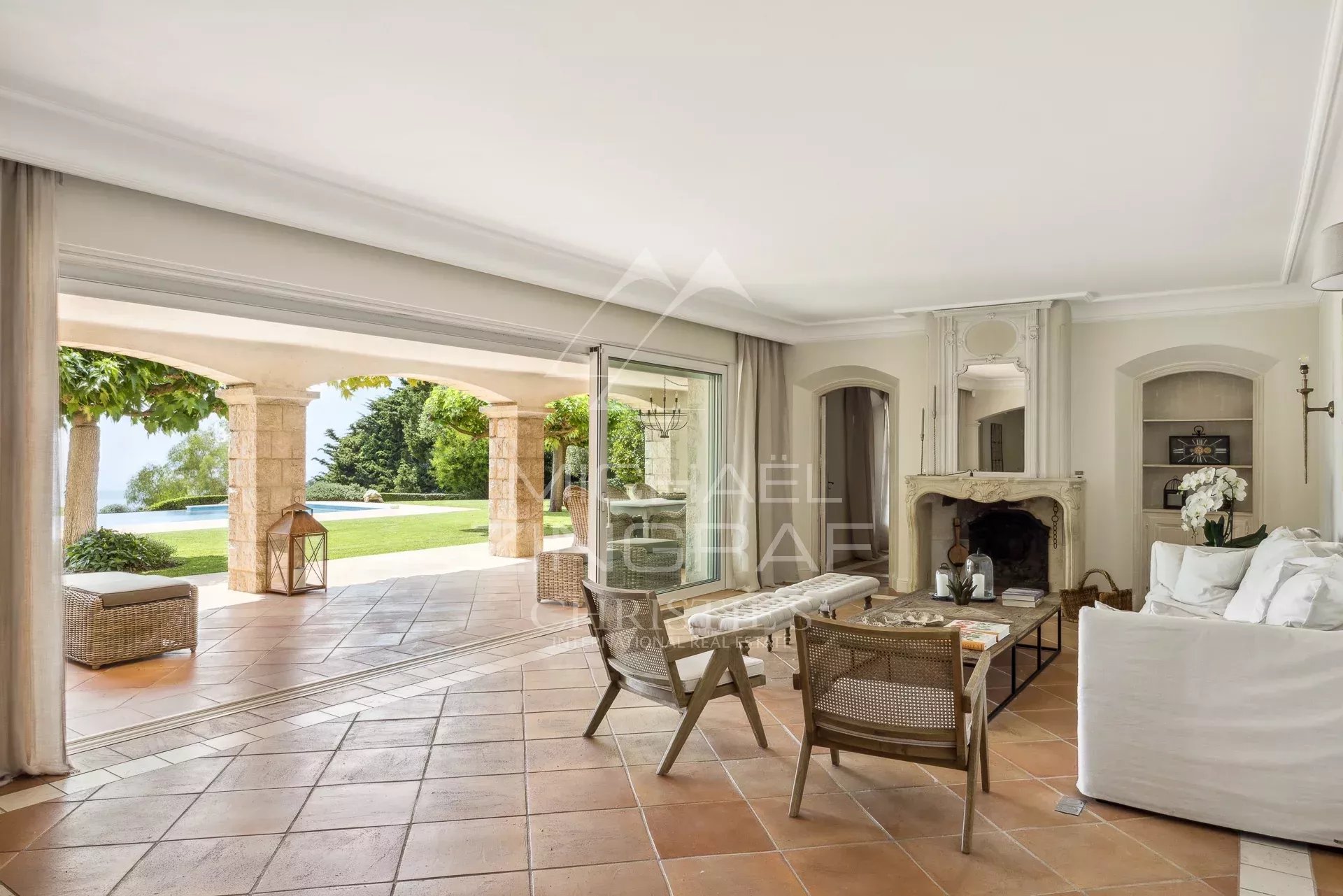 Cannes - Rare - Propriété de Charme avec Vue Panoramique Mer