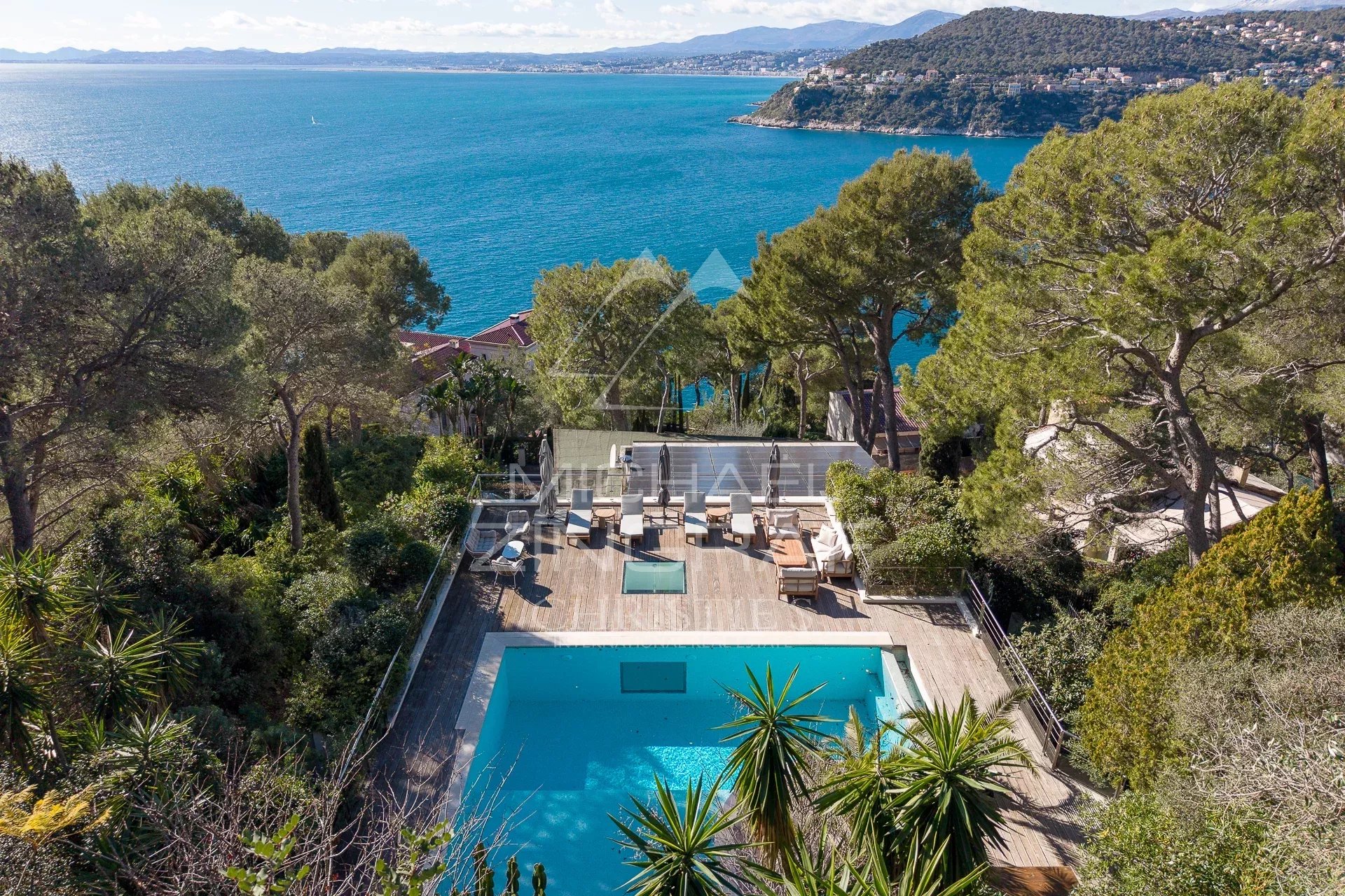 Moderne Villa - Panorama-Meerblick