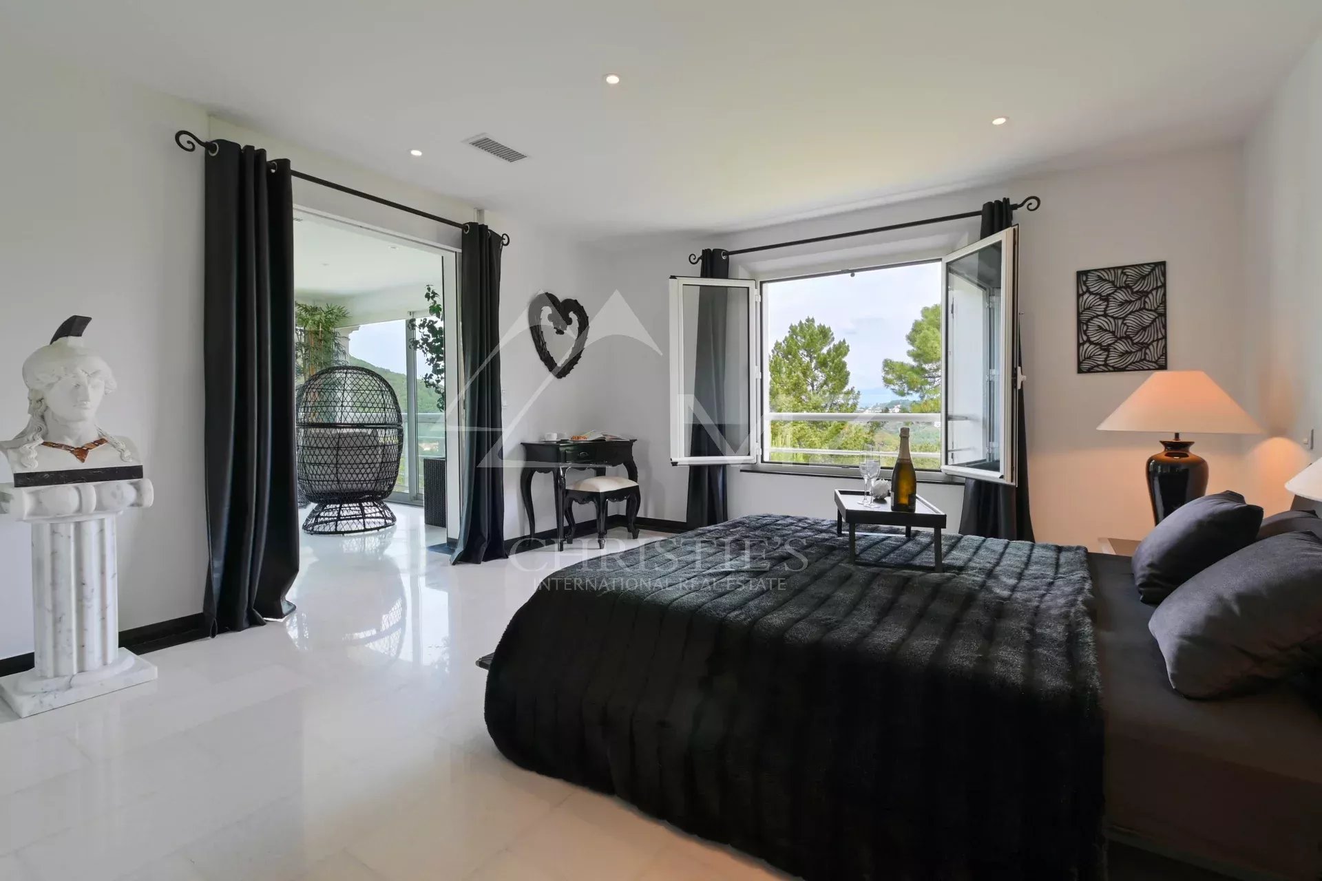 Proche Cannes - Parc Résidentiel de L'Estérel - Propriété Remarquable