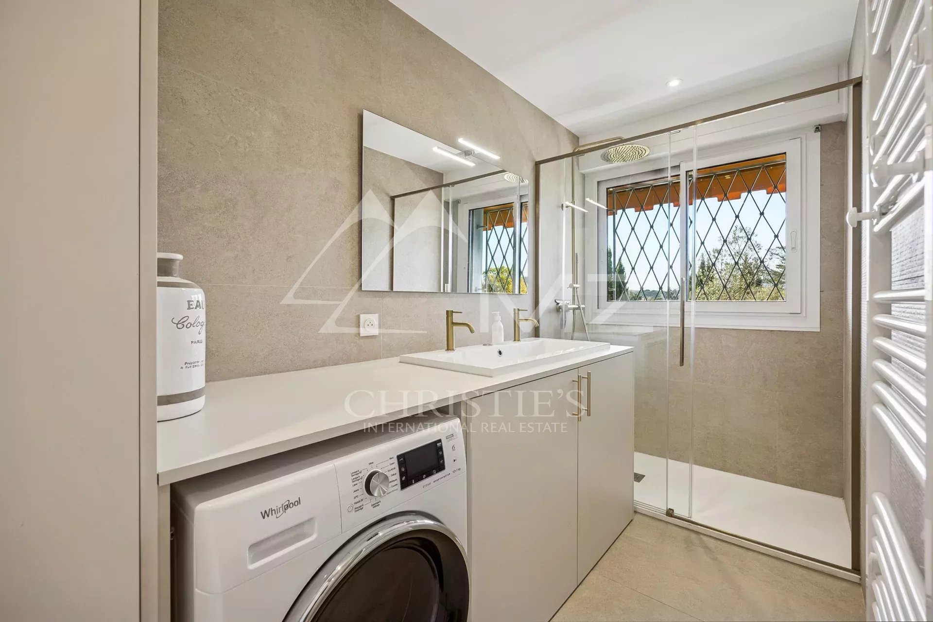 Agréable appartement  au Cœur d'un Quartier Résidentiel