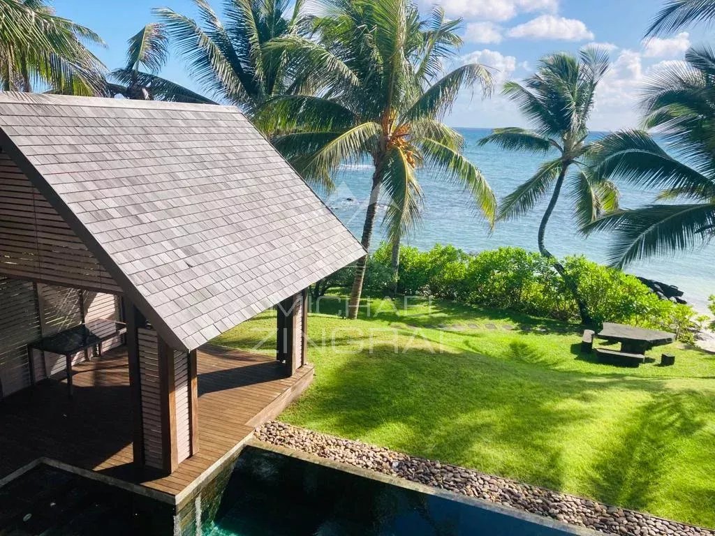 Mauritius – Seltene Gelegenheit: Luxusvilla direkt am Wasser in der Nähe von Grand Baie – Pointe aux Canonniers