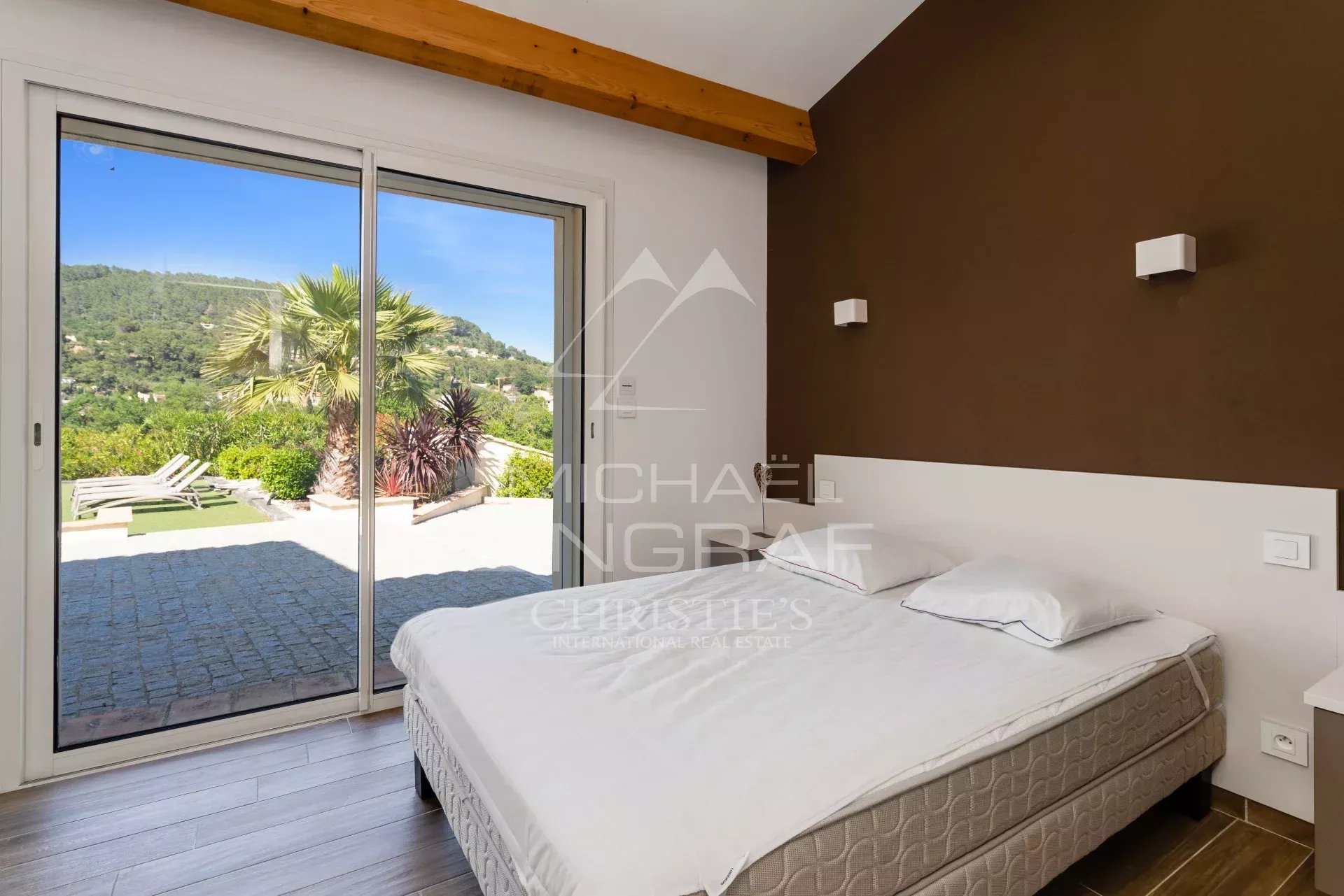 VALLÉE D'ESCLANS- EXPLOITATION VITI_VINICOLE