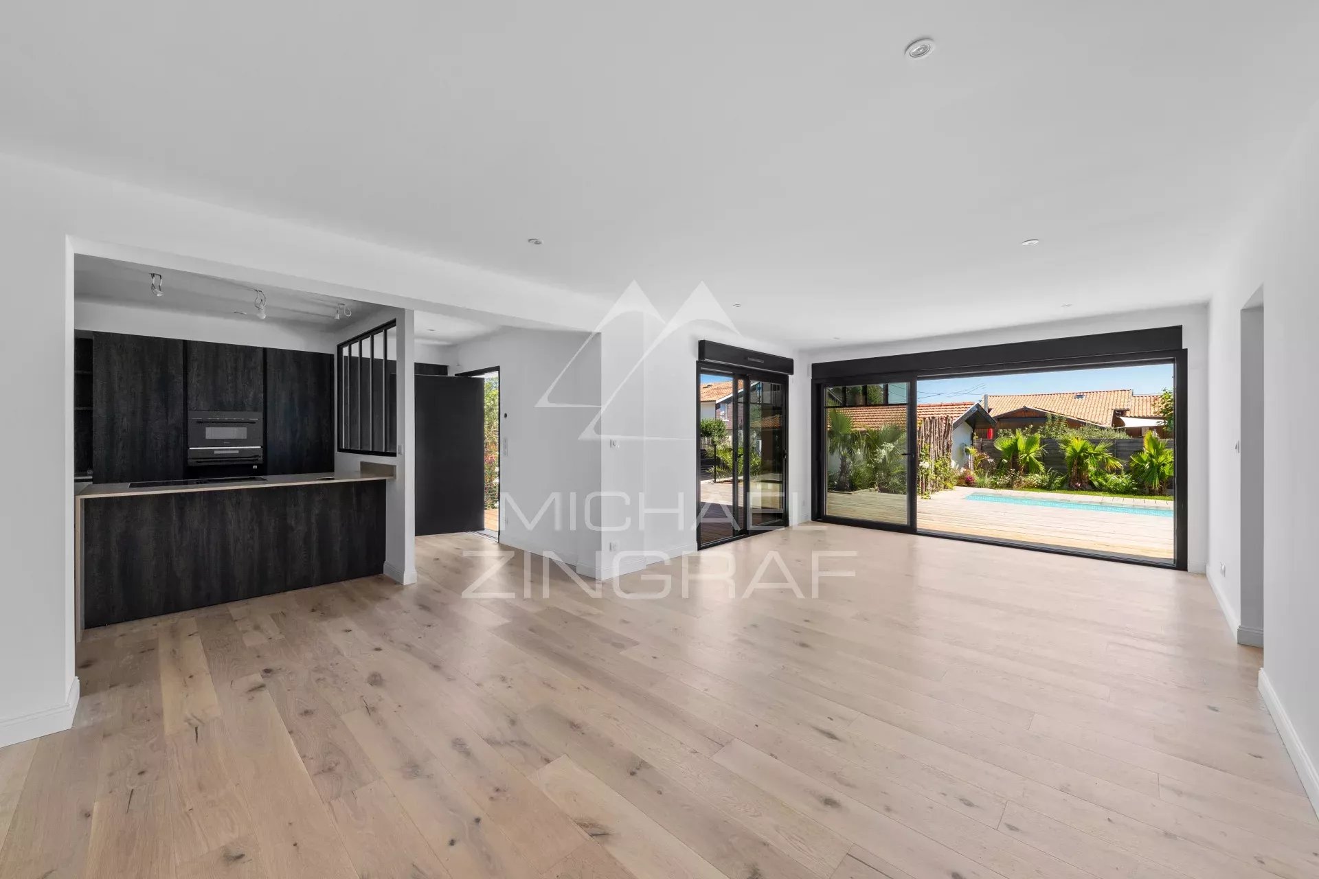 Renovierte Villa mit ebenerdigem Grundriss - beliebte Gegend