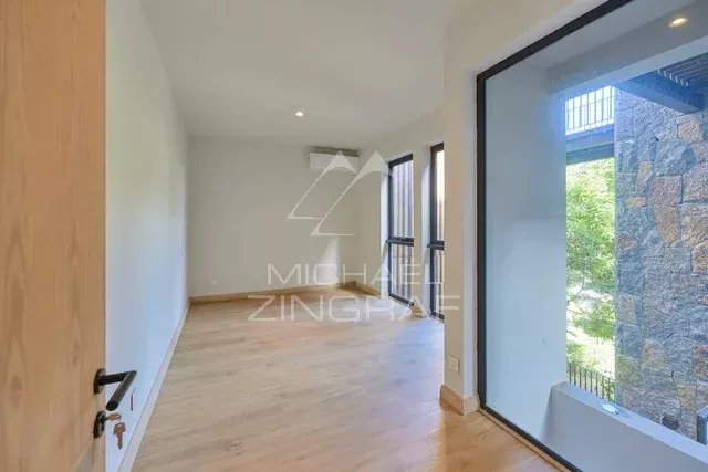 Exceptional Duplex in Pointe aux Canonniers