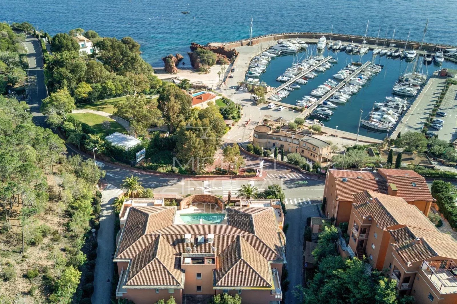 Théoule-sur-Mer - Close to Cannes - See view