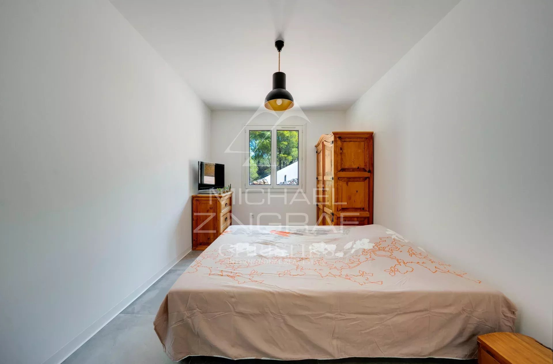 ENSUÈS-LA-REDONNE - MAISON AVEC VUE MER