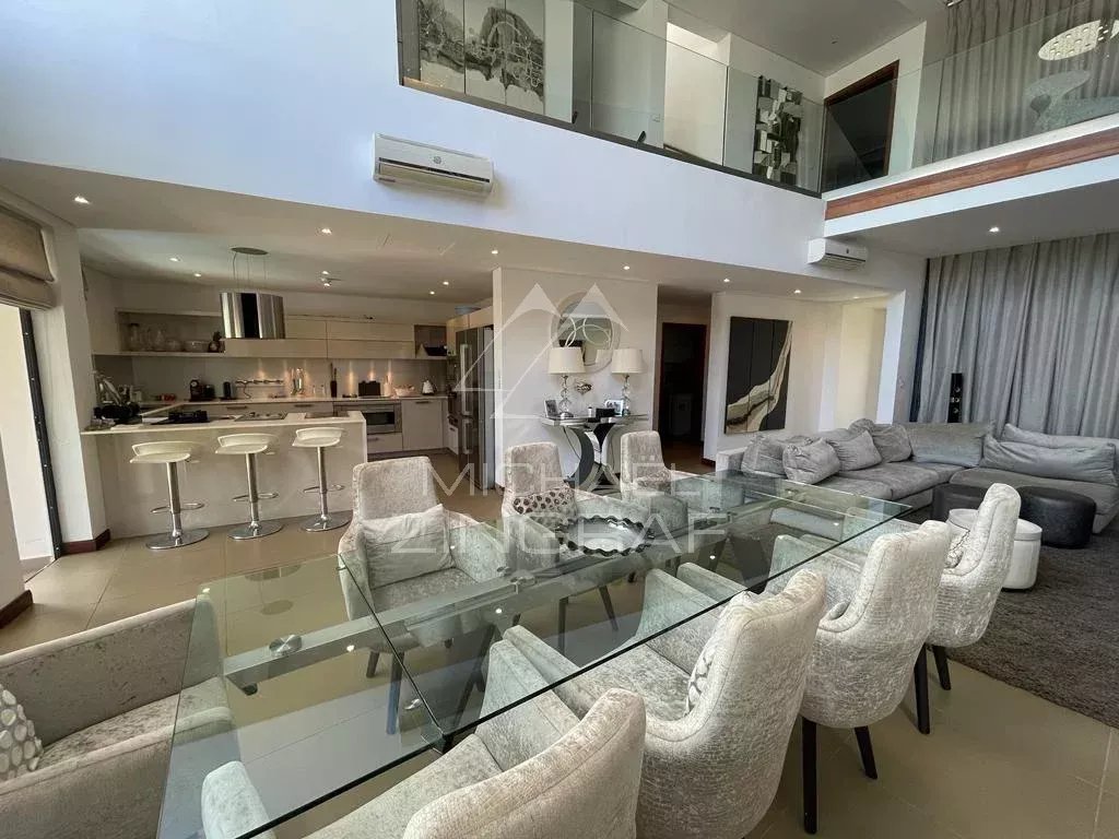 Elegantes Triplex mit 3 Schlafzimmern en Suite im Herzen von Azuri