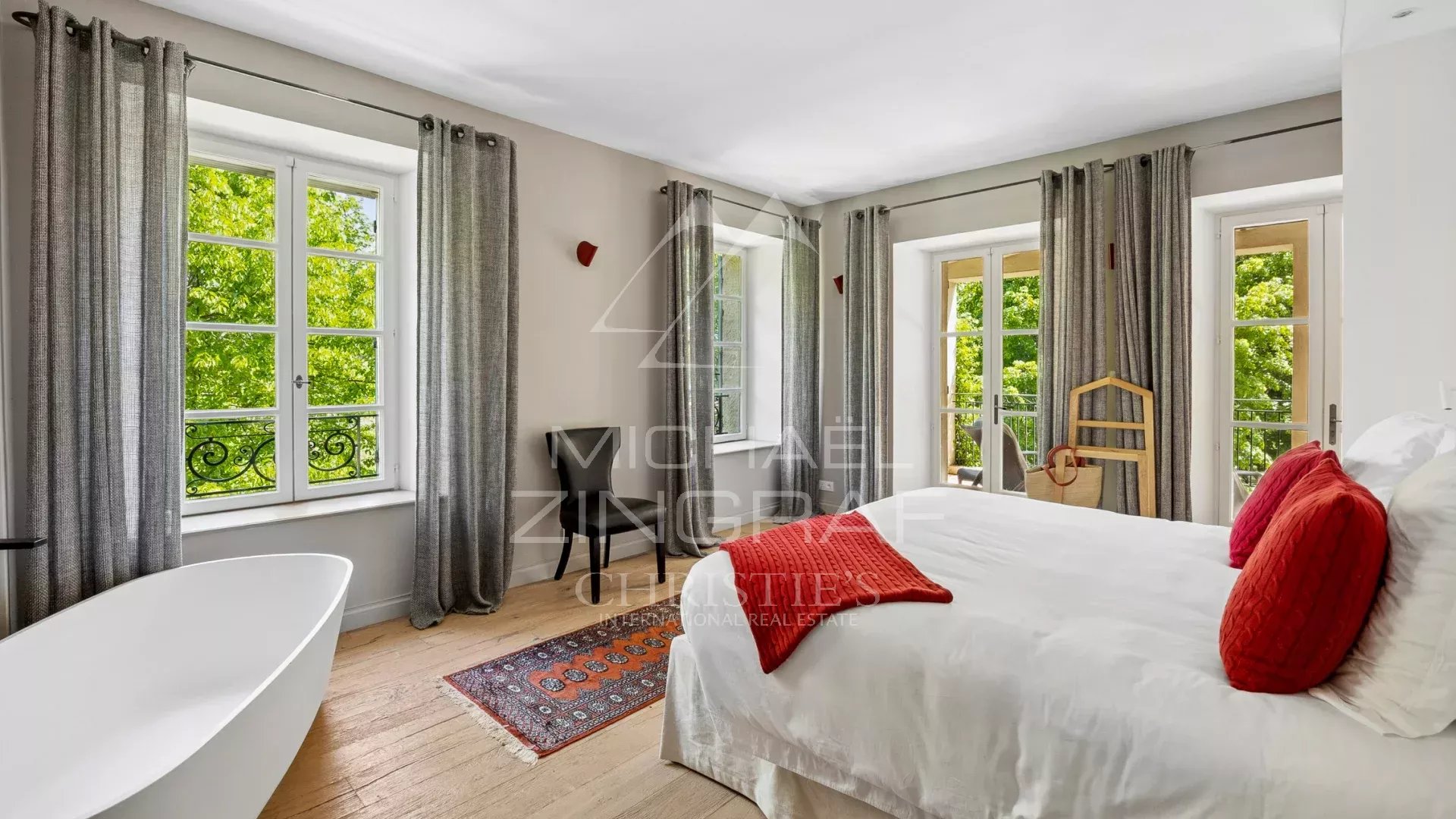 Ein außergewöhnliches Anwesen von 10 Hektar in Fayence