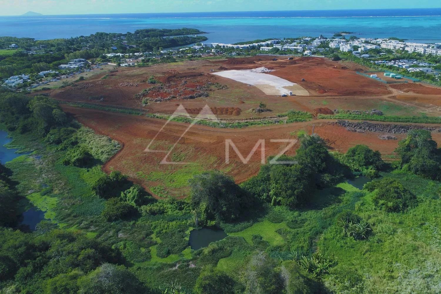 Mauritius- Residential land - On a golf course