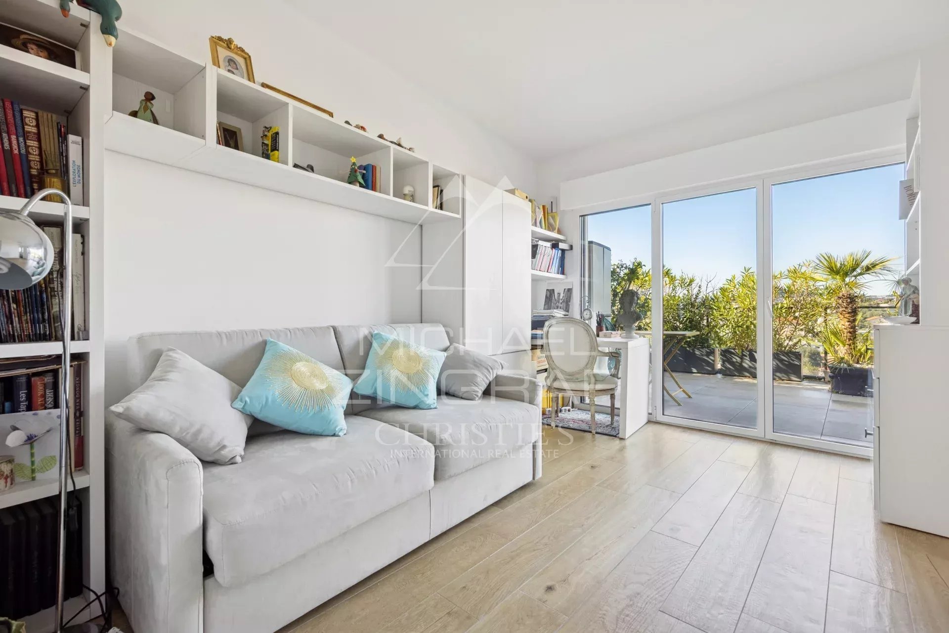 Außergewöhnliches Penthouse im Herzen von Antibes – 360° Panoramablick