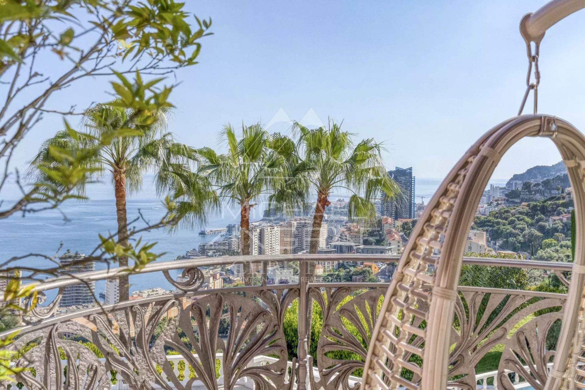 Roquebrune-Cap-Martin - Villa contemporaine d’exception à louer