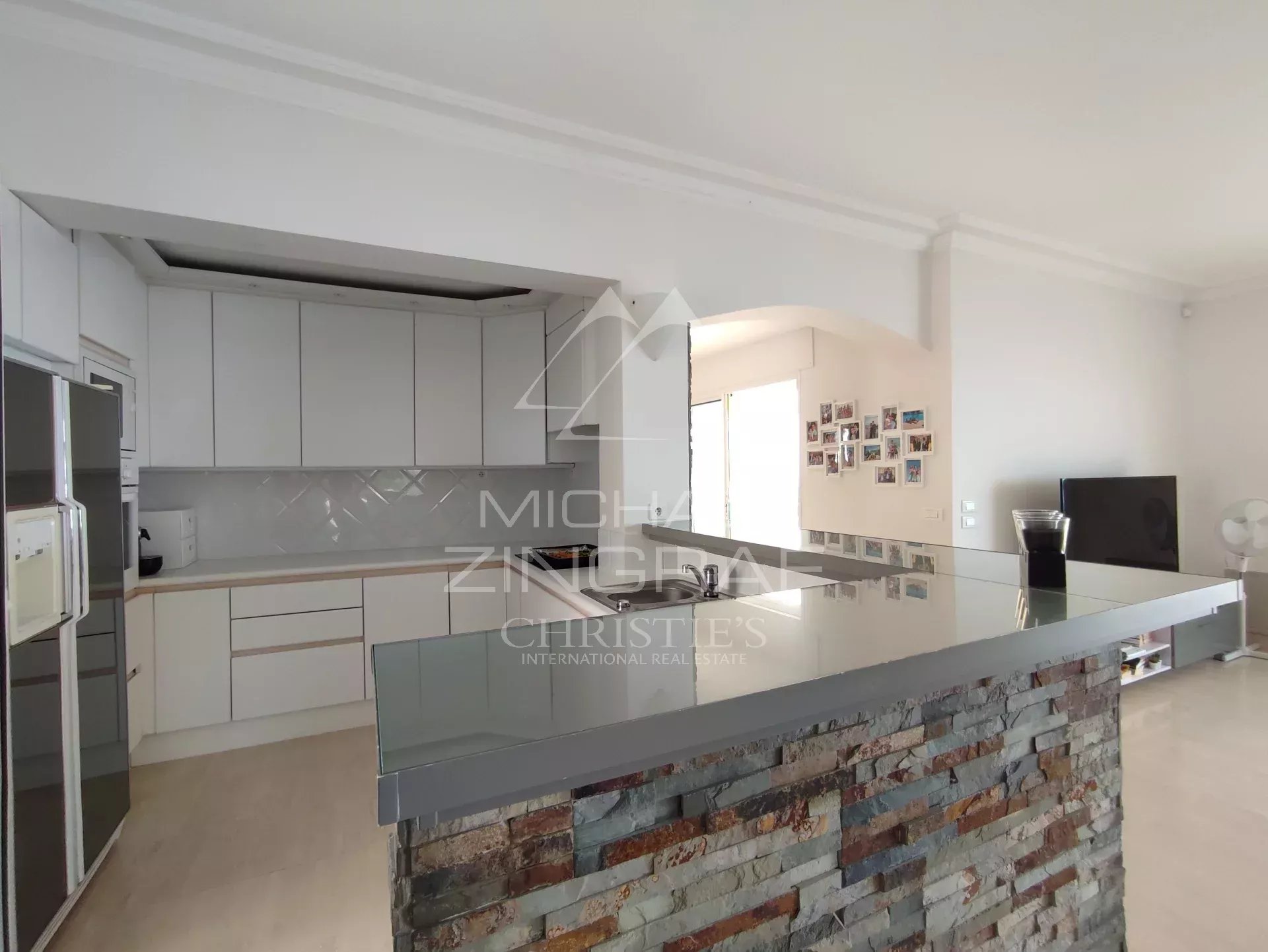 IN DER NÄHE VON CANNES – VILLA MIT MEERBLICK – ANTHEOR
