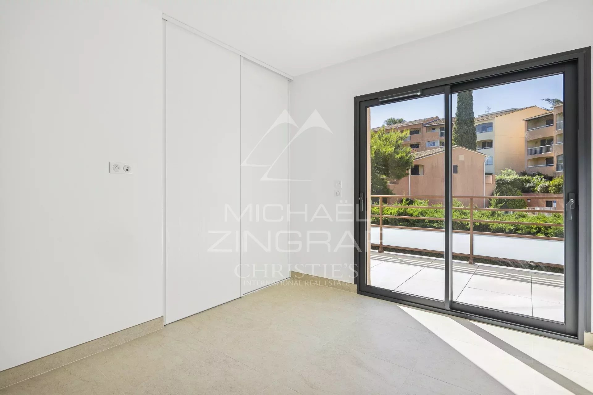 Saint-Raphaël - New apartment in a sought-after neighborhood