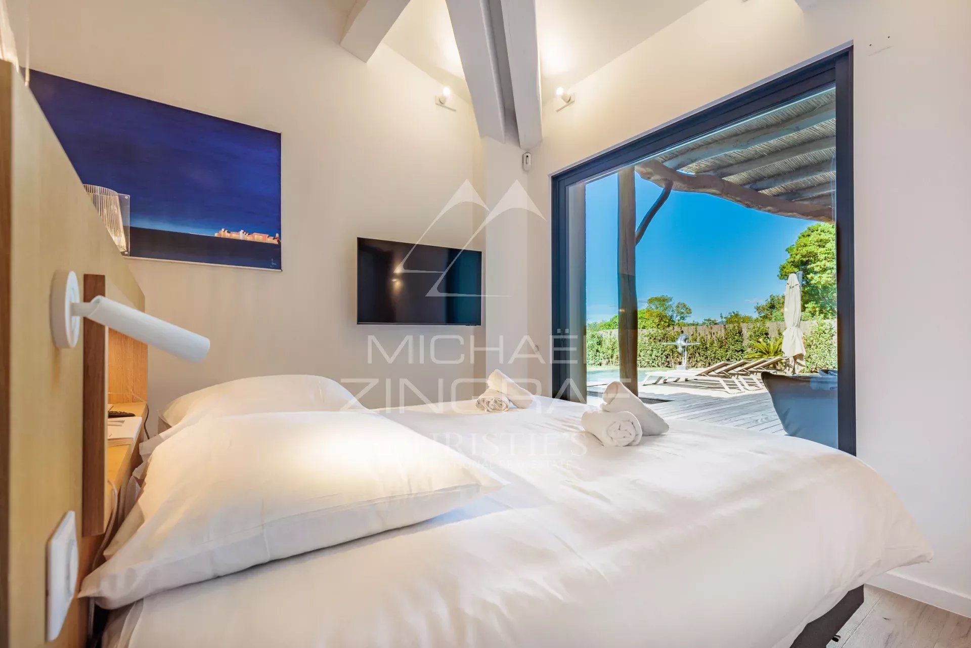 Saint-Tropez – Villa d’Exception dans Domaine Privé Ultra Sécurisé