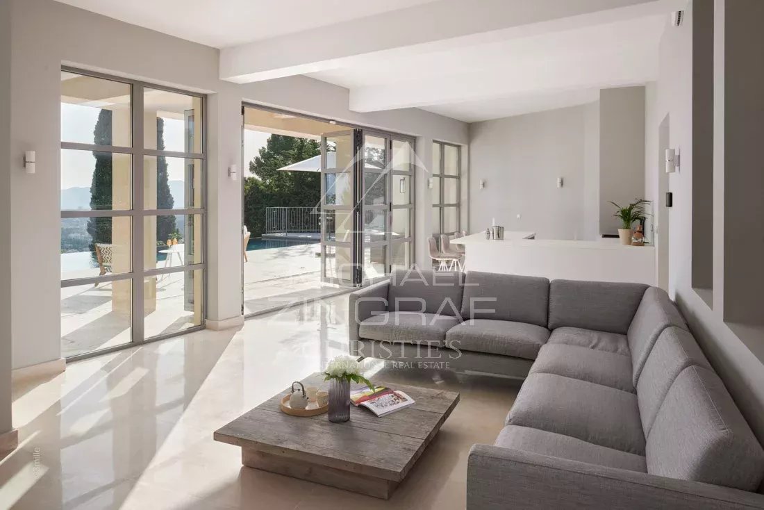 Hauteurs de Cannes - Vue mer panoramique - Propriété récemment rénovée