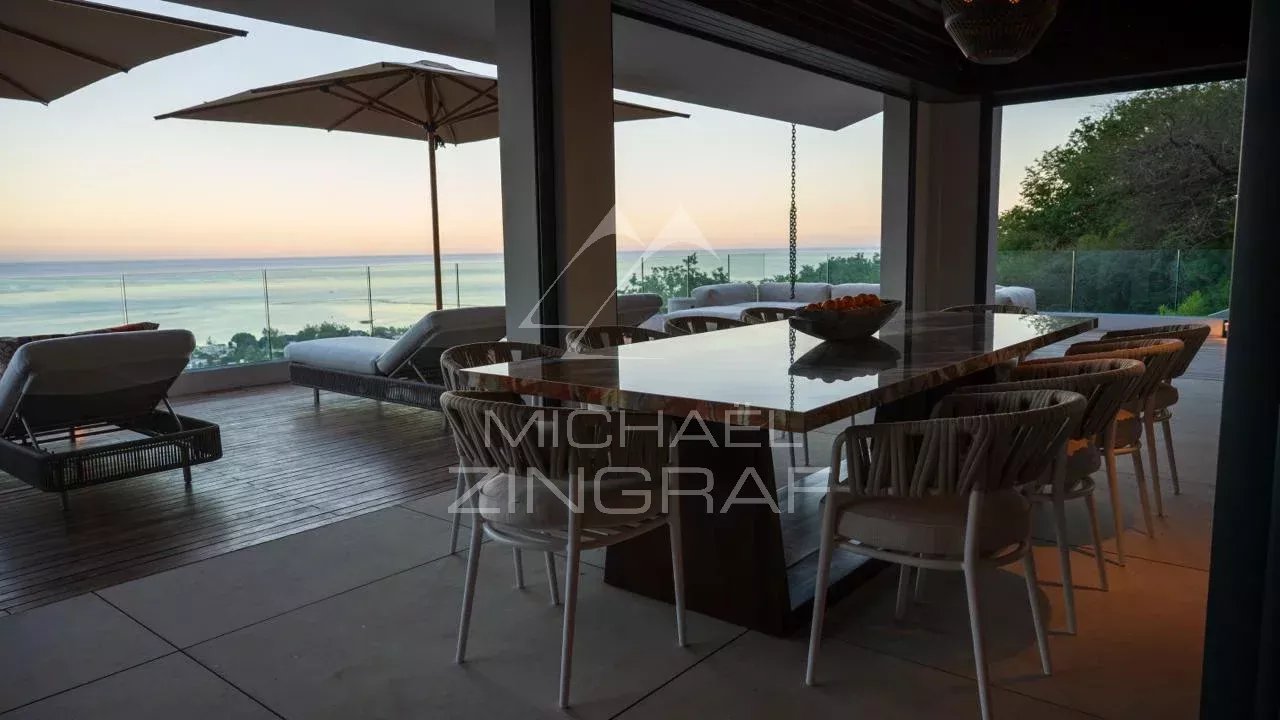 Île Maurice – Villa d’Exception Ultra Luxe avec Vue Panoramique sur Le Morne – Rivière Noire