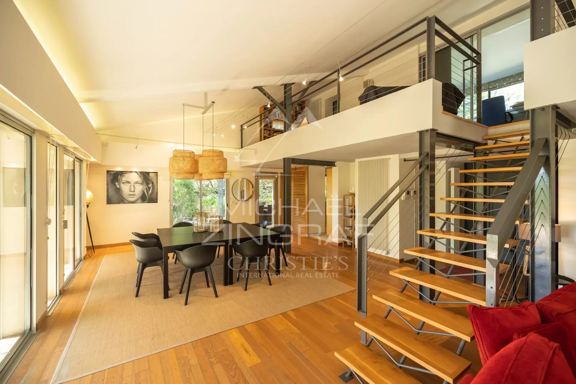 Villa d’architecte au cœur de la nature