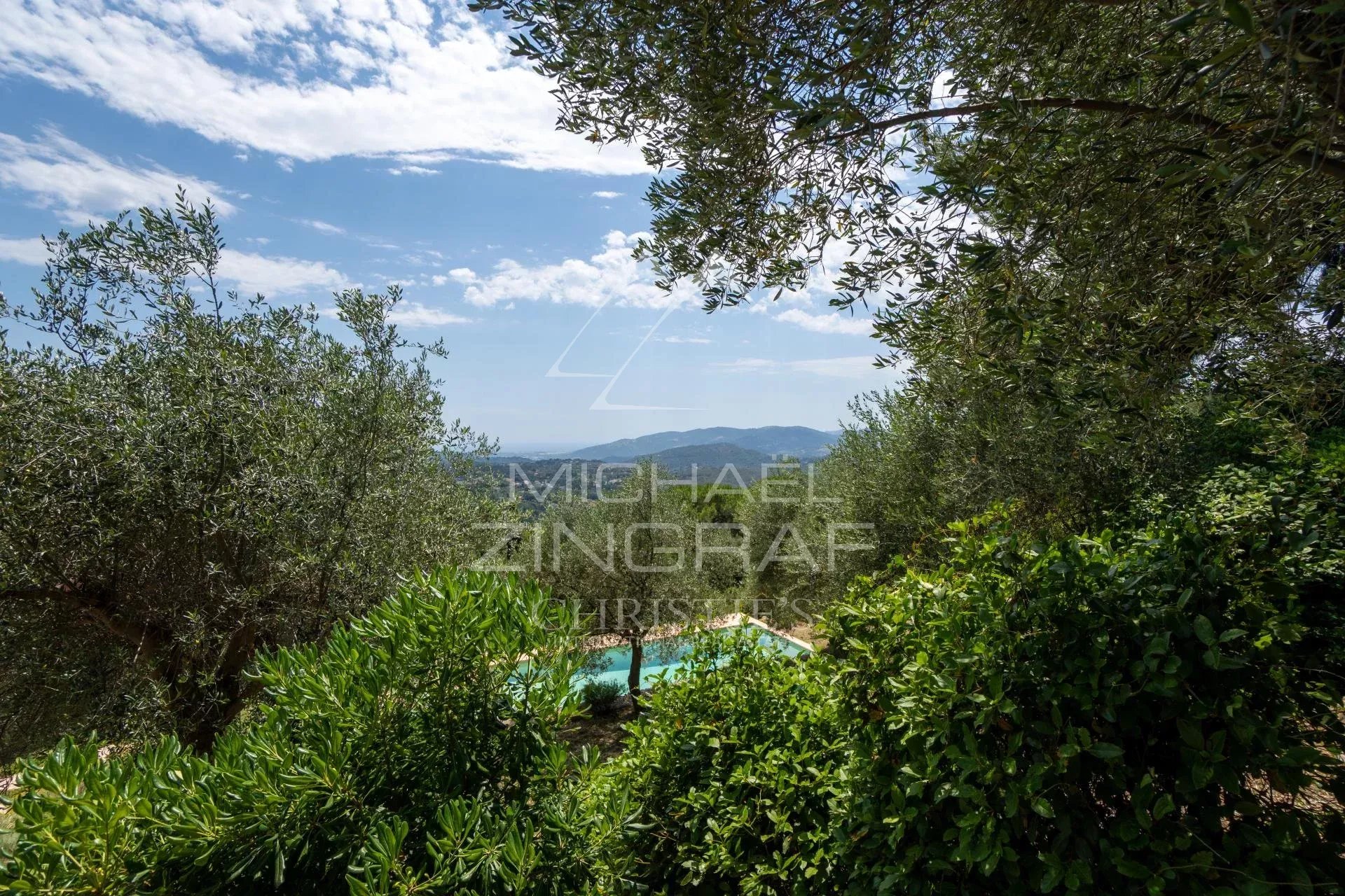 Elegant Provençal villa
