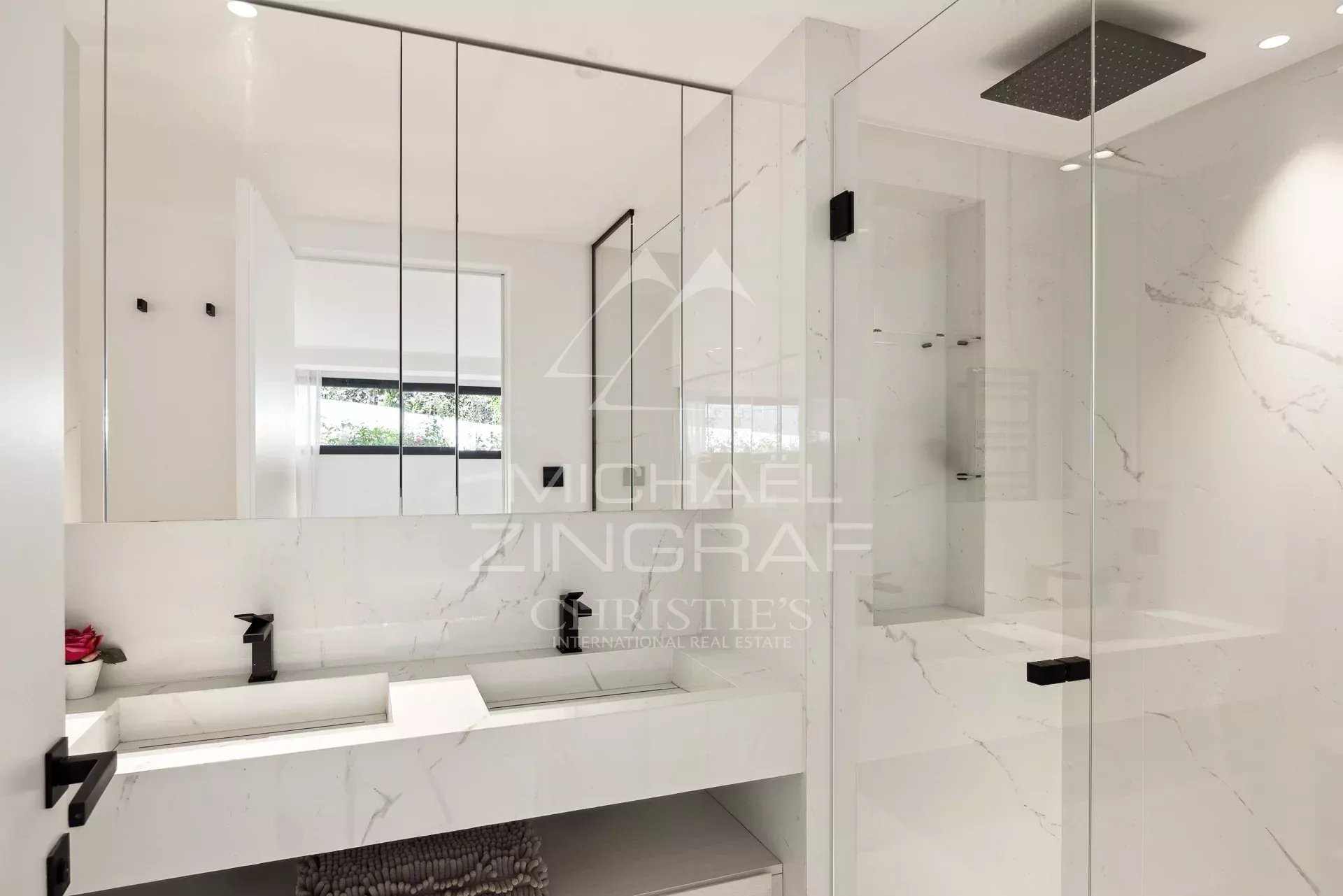 Cannes – Kalifornien – Moderne Villa