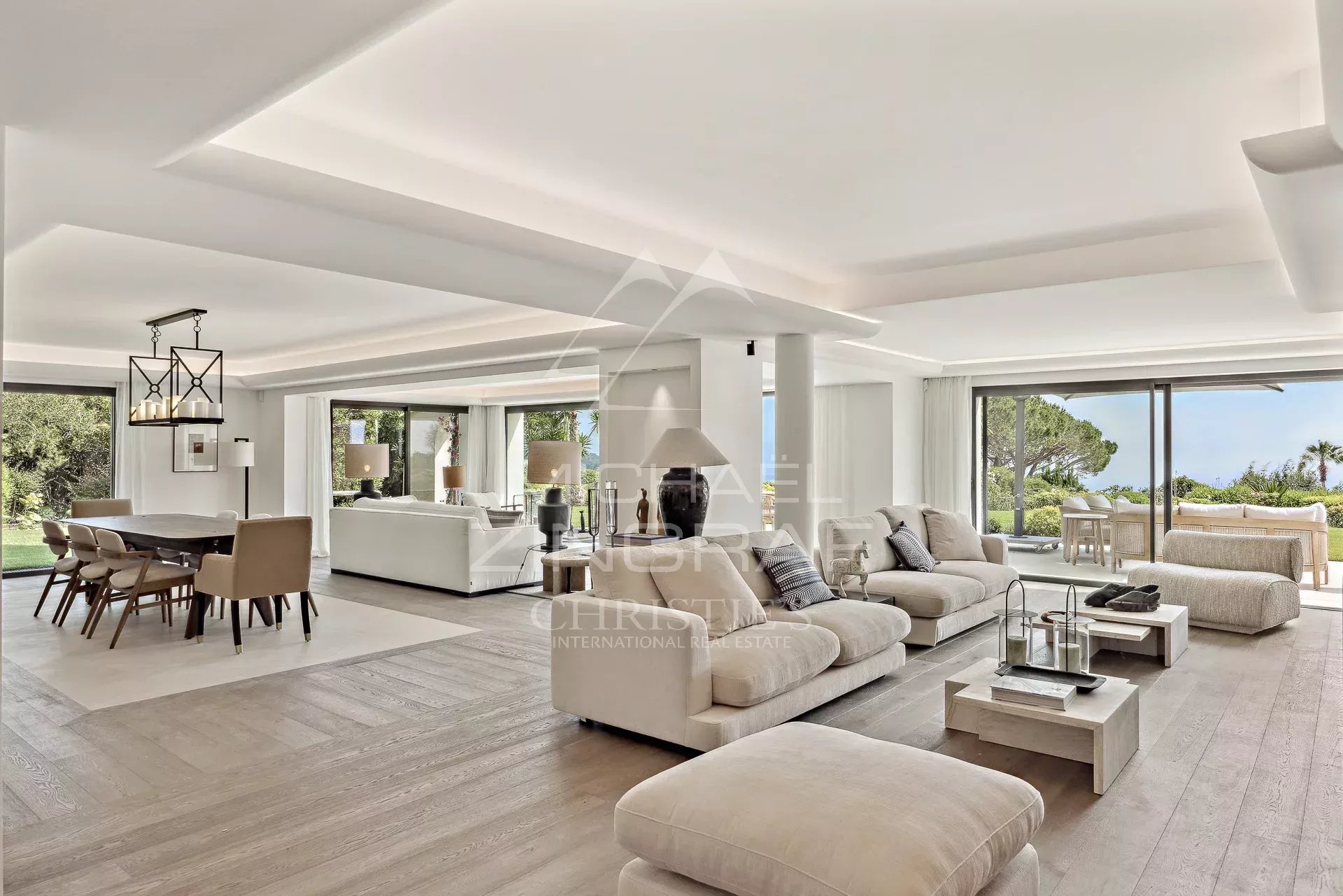 Cannes-Californie – Propriété d'Exception avec Vue Mer Panoramique