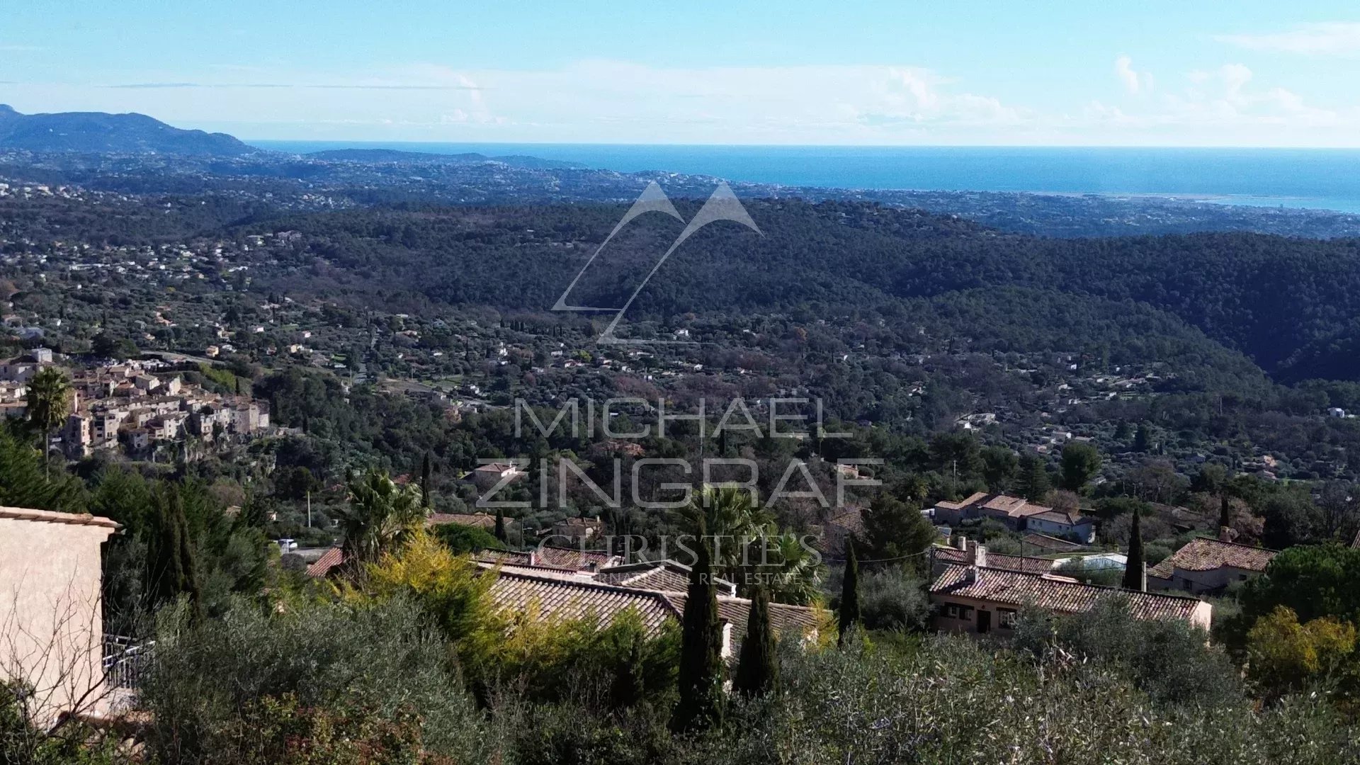 Baugrundstück mit Panoramameerblick, in der Nähe des Dorfes Tourrettes-sur-Loup