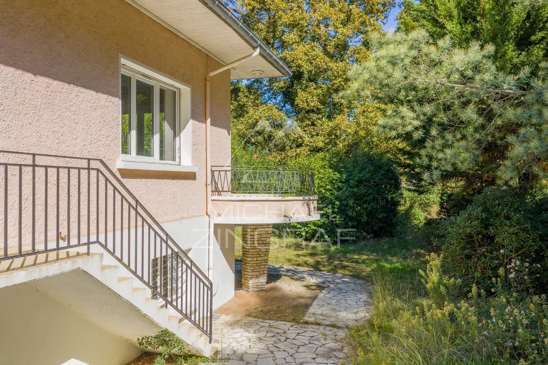 Quartier Pereire - Villa à rénover -