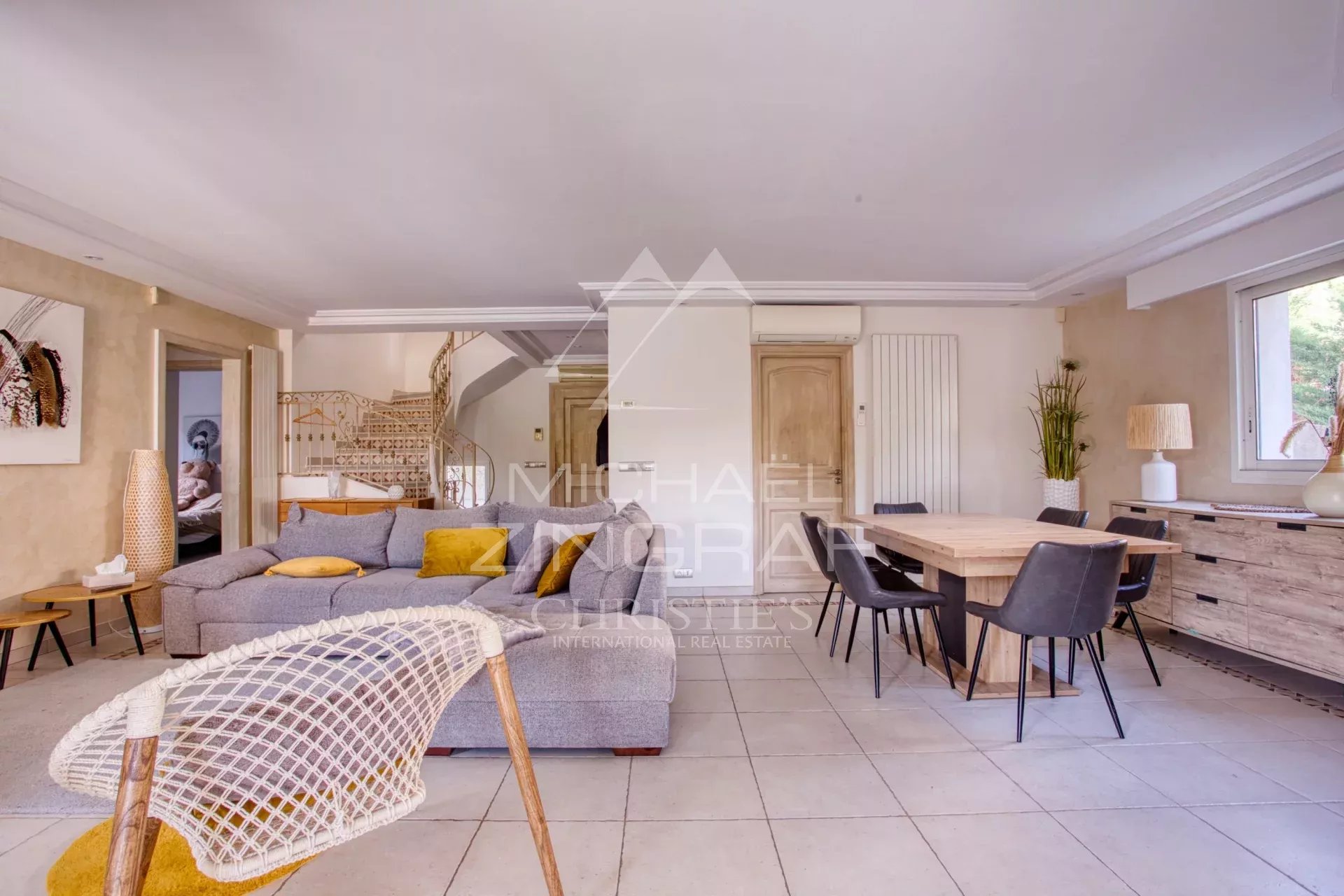 Antibes Théâtre Anthéa - Belle villa avec piscine