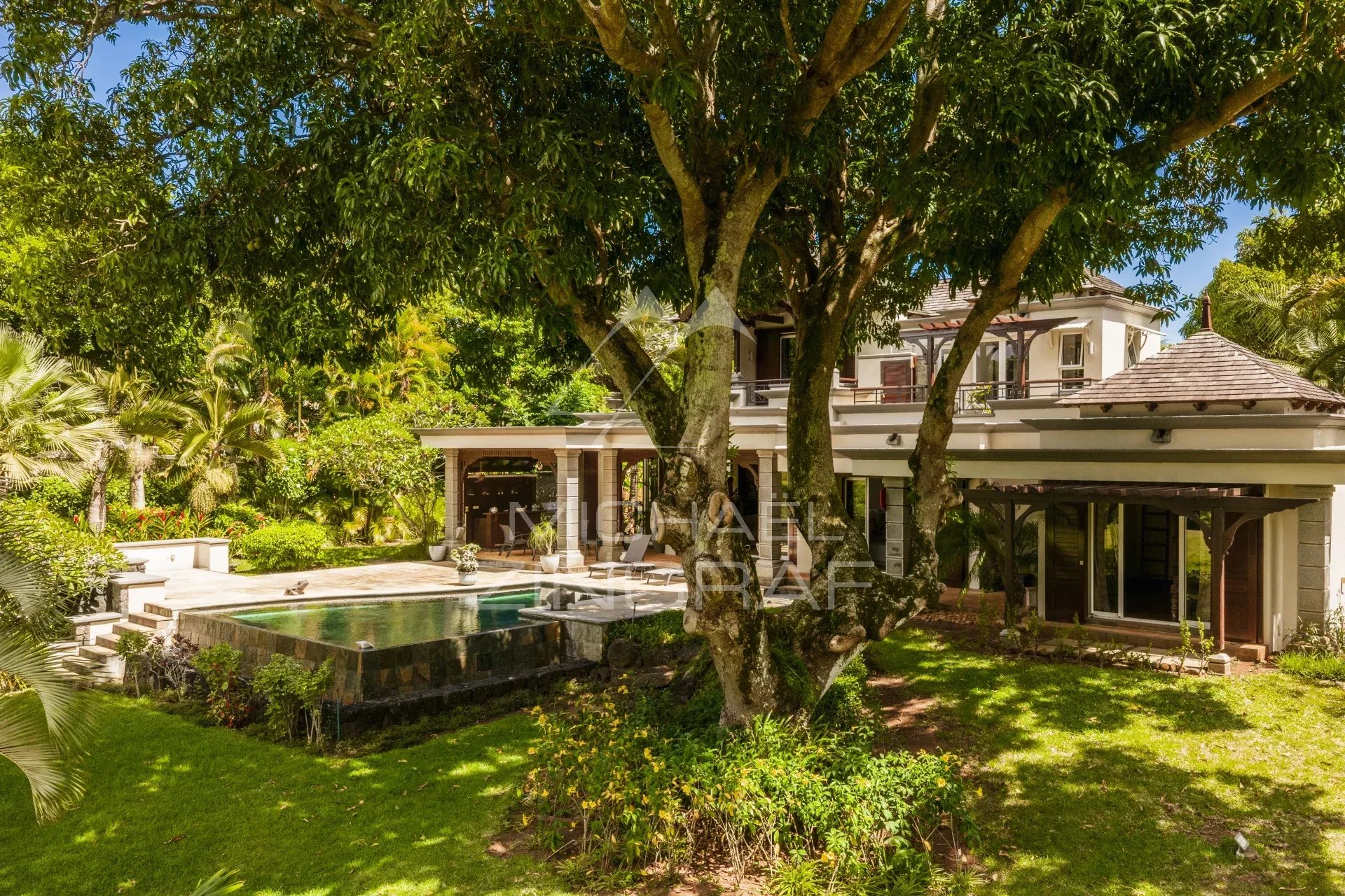 Ile Mauritius - Villa am Golf - schöner Schatten