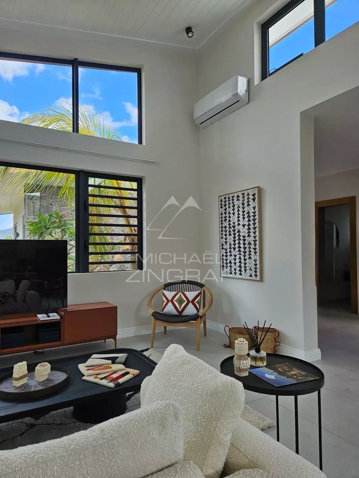 VILLA CONTEMPORAINE EN REVENTE – ÉCO SAVANAH, RIVIERE NOIRE