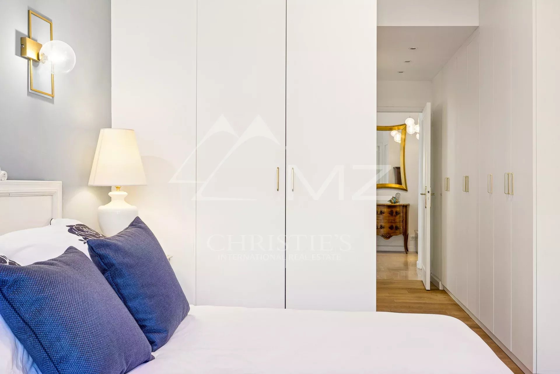 Hervorragende Wohnung in einer prestigeträchtigen Residenz