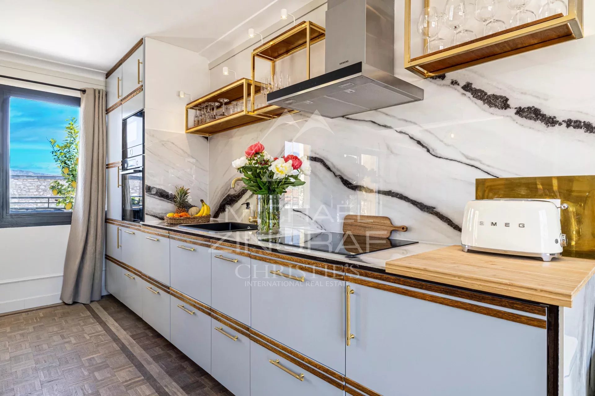 Exceptional Penthouse with Panoramic Terraces – Nice City Centre