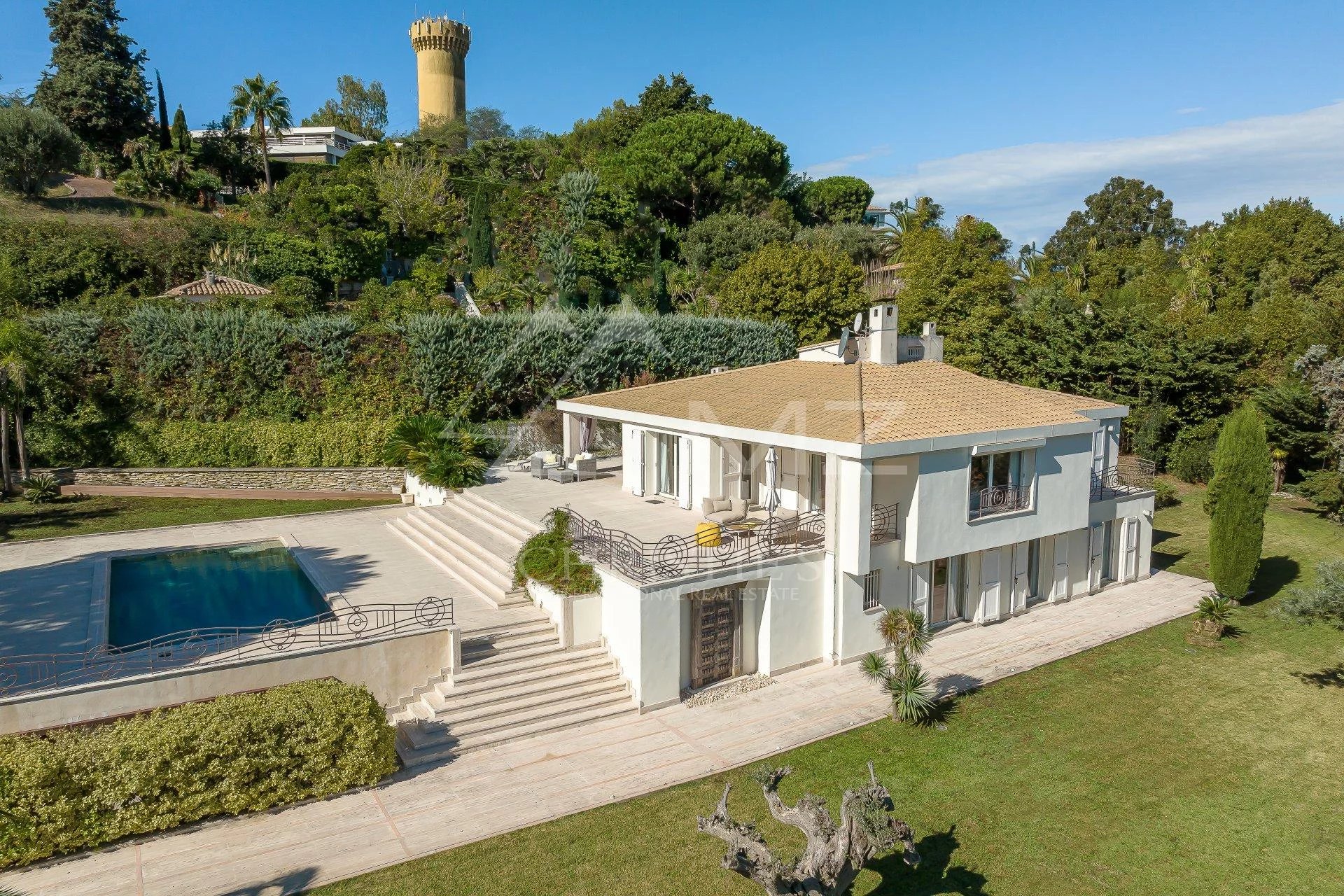 Super Cannes - Meerblick - Moderne Villa
