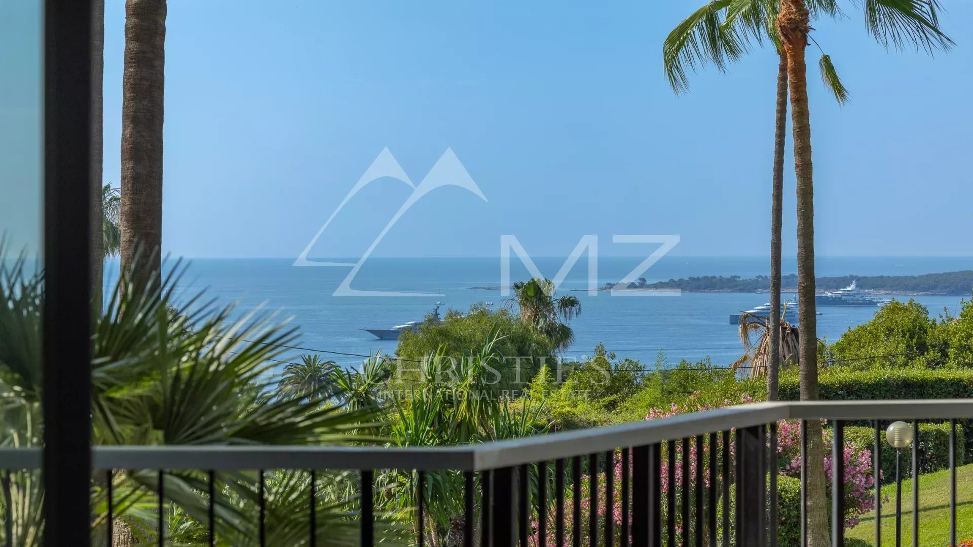 EXCLUSIVITE: Superbe 4 pièces vue mer panoramique