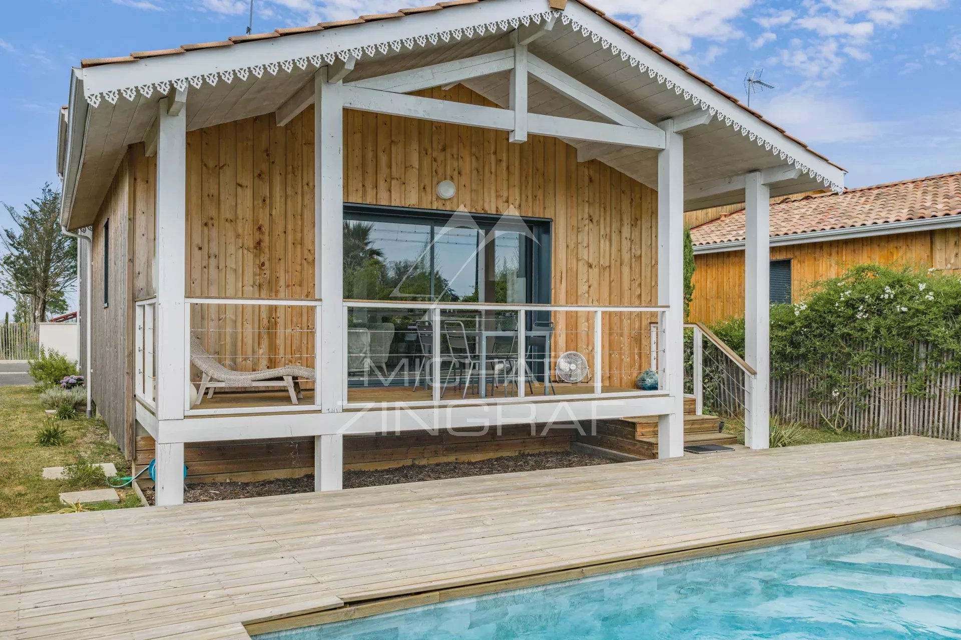 Zeitgenössische Villa mit Garten, Pool und Terrassen nahe dem Bassin d’Arcachon