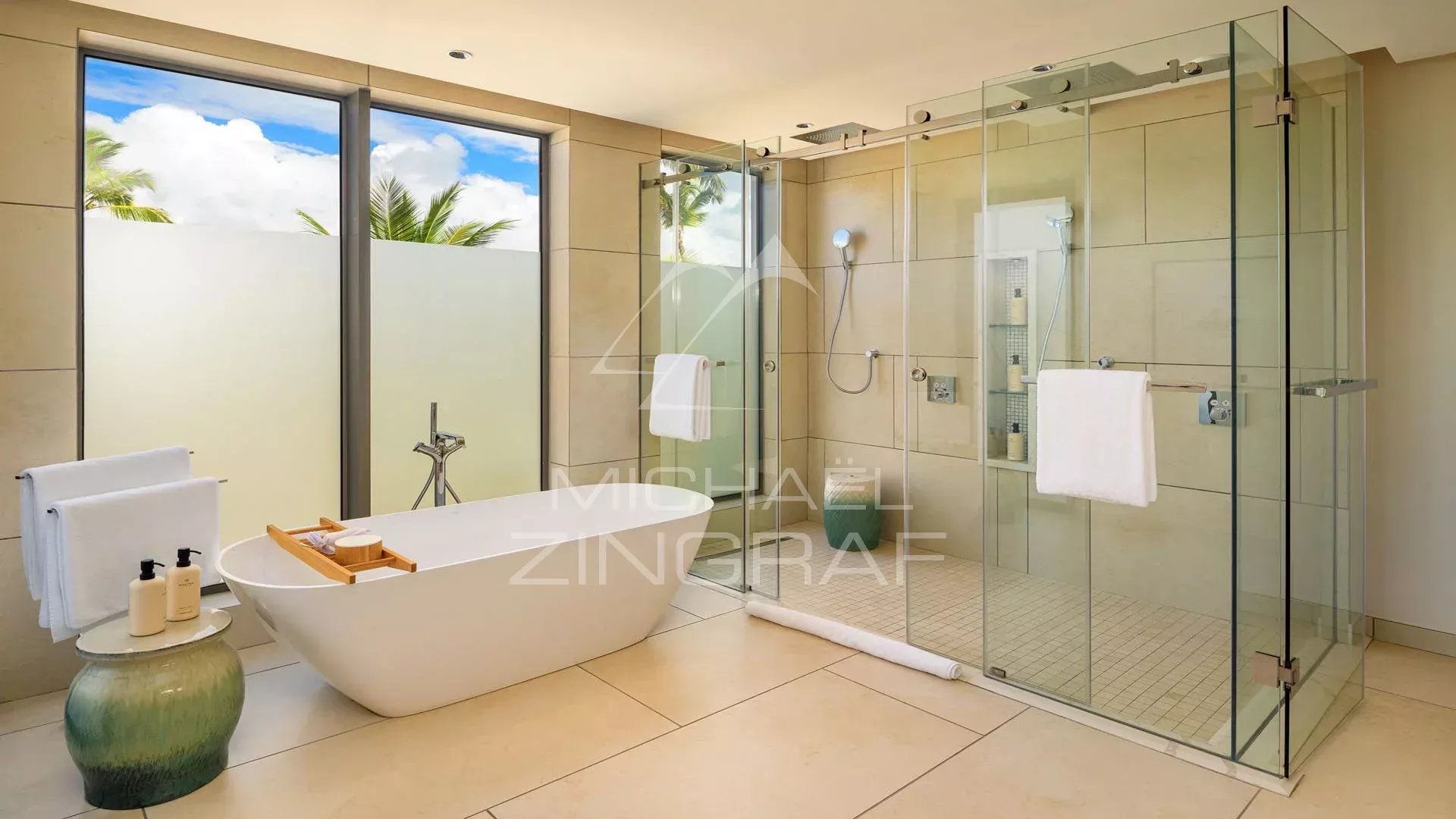 Mauritius - Belle Mare - Luxuriöse Villa in einem 5* Resort