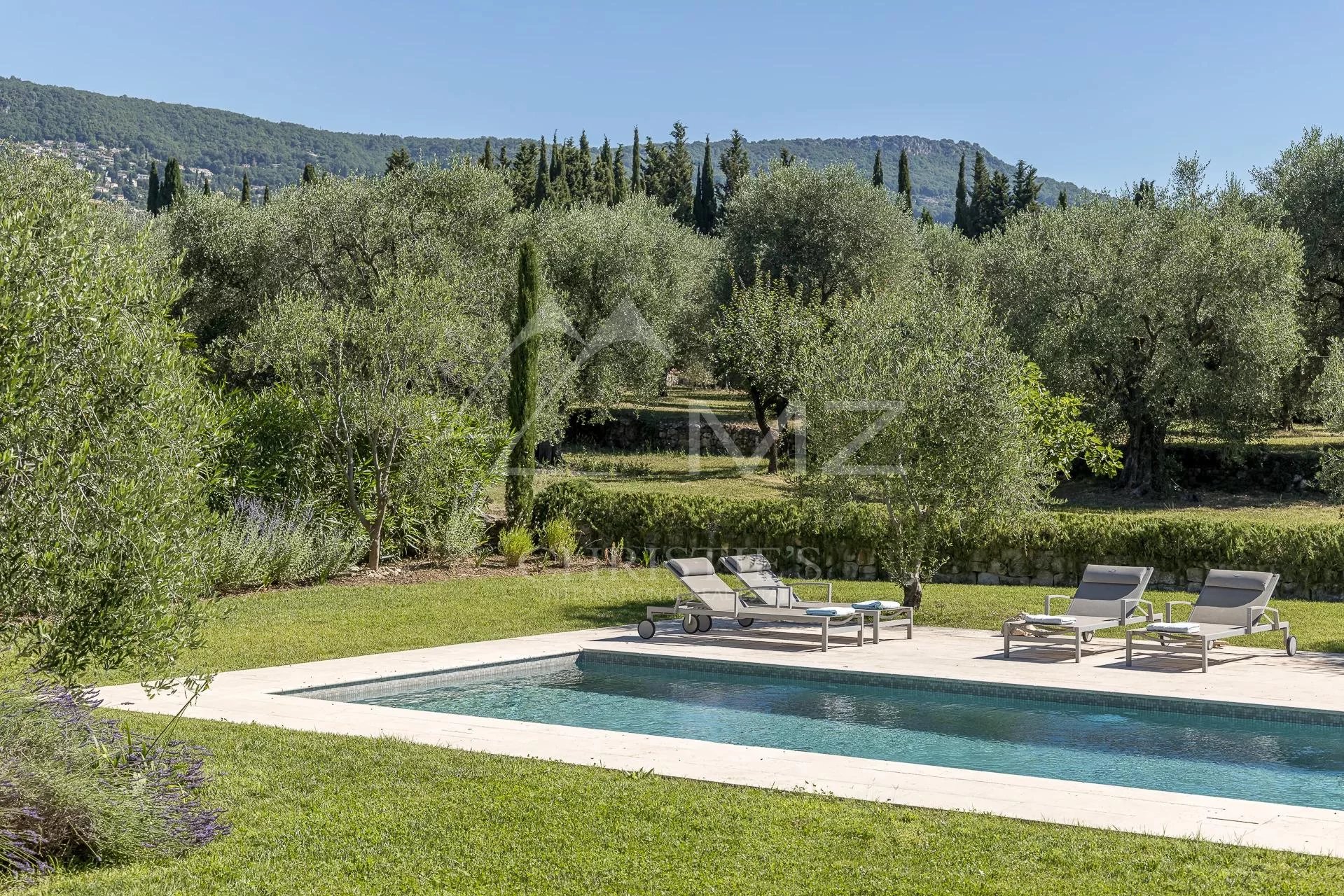 CANNES BACKCOUNTRY - CHARMING PROVENCAL MAS