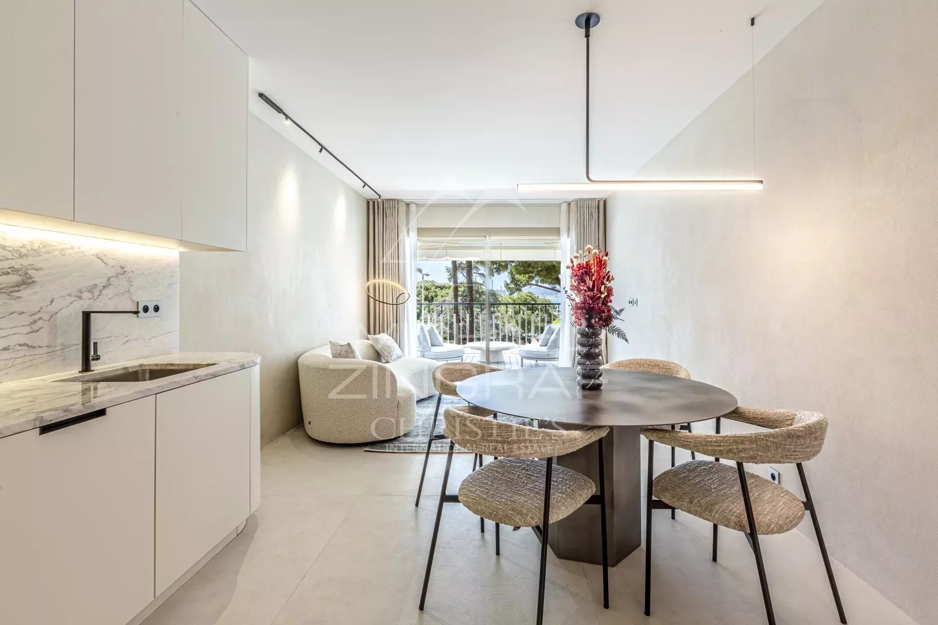 Cannes Croisette – 3-Zimmer-Wohnung – Terrasse – Meerblick