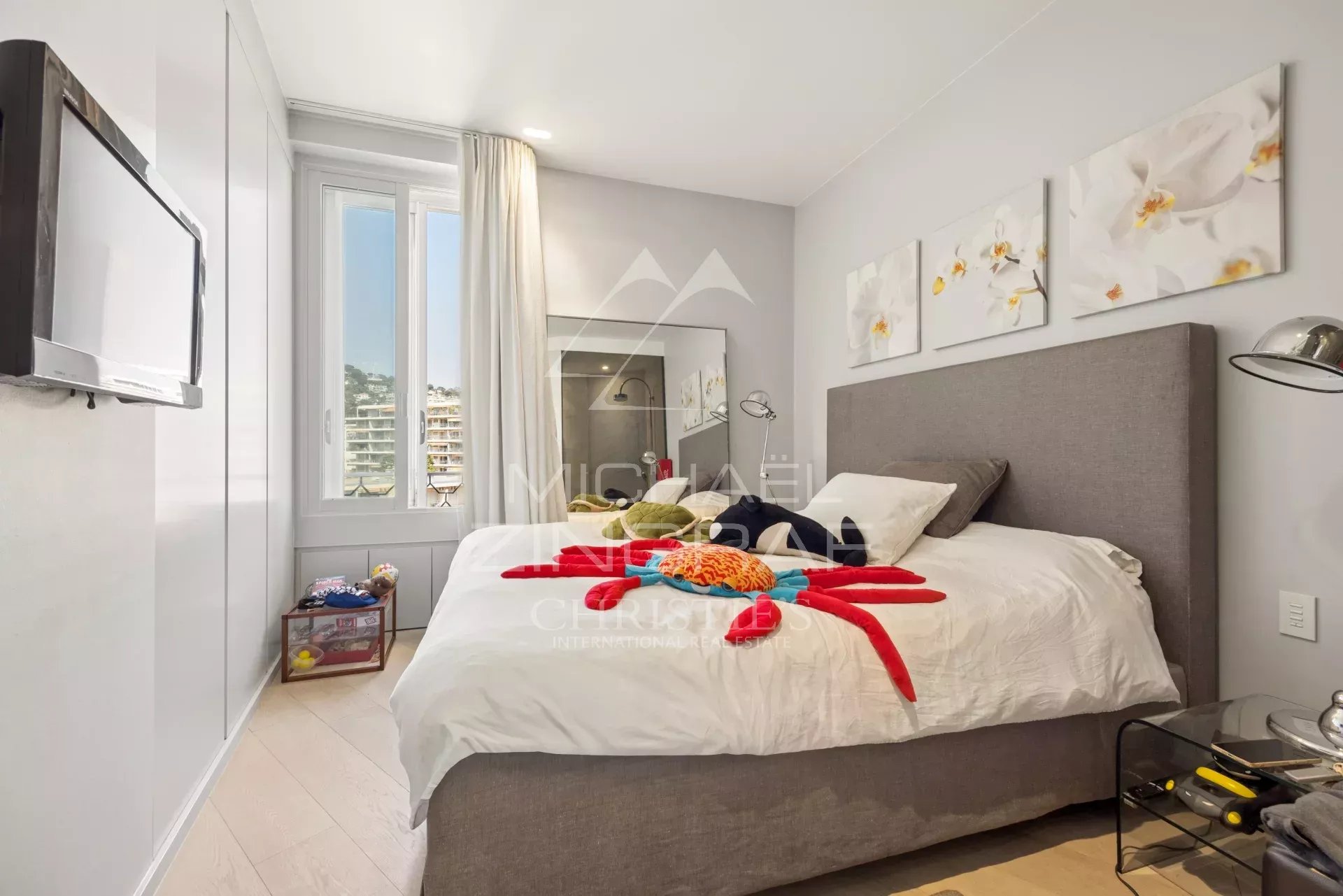 Cannes – Croisette – Penthouse with 120 sqm Rooftop Terrace