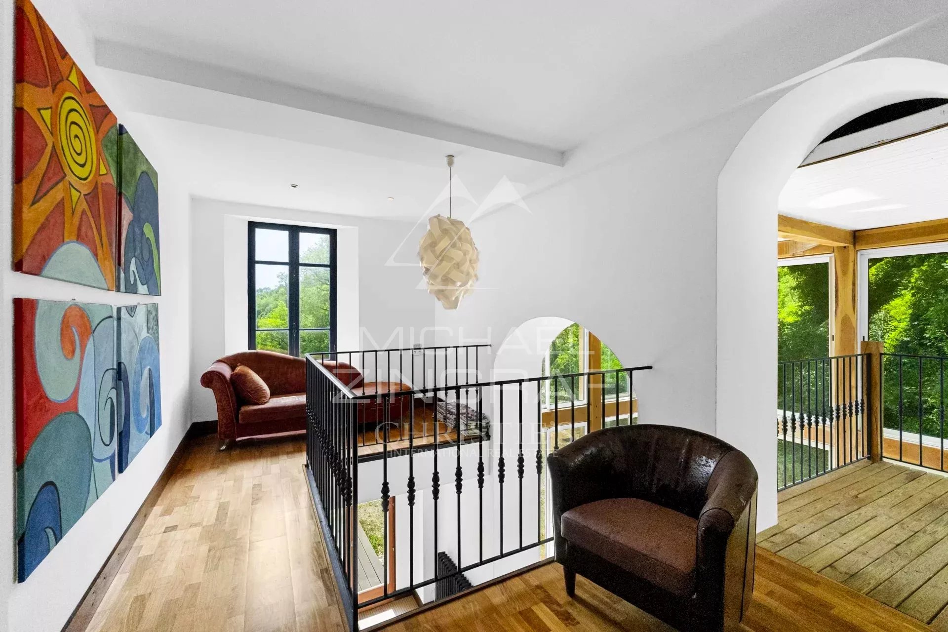 Propriété d’exception au cœur de la nature – Gréolières