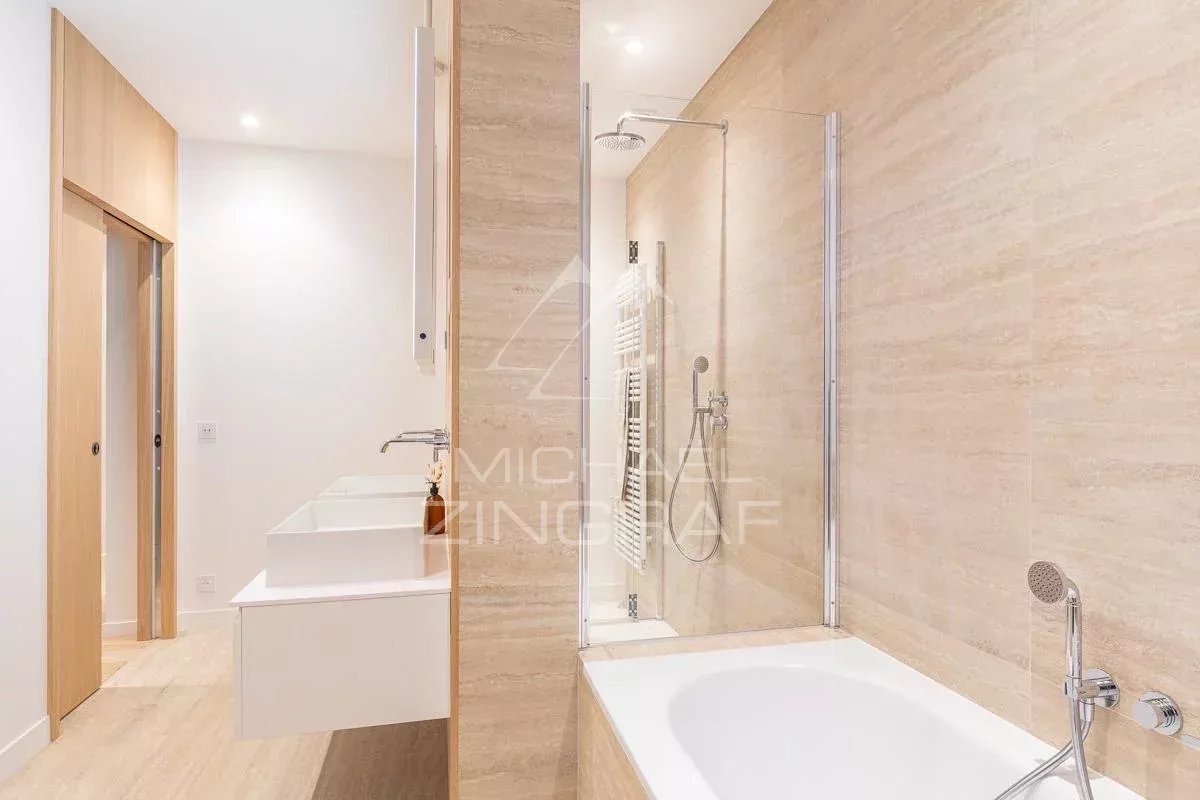 A vendre - Triangle d'or - 3 Suites - Parfait Etat - Clim