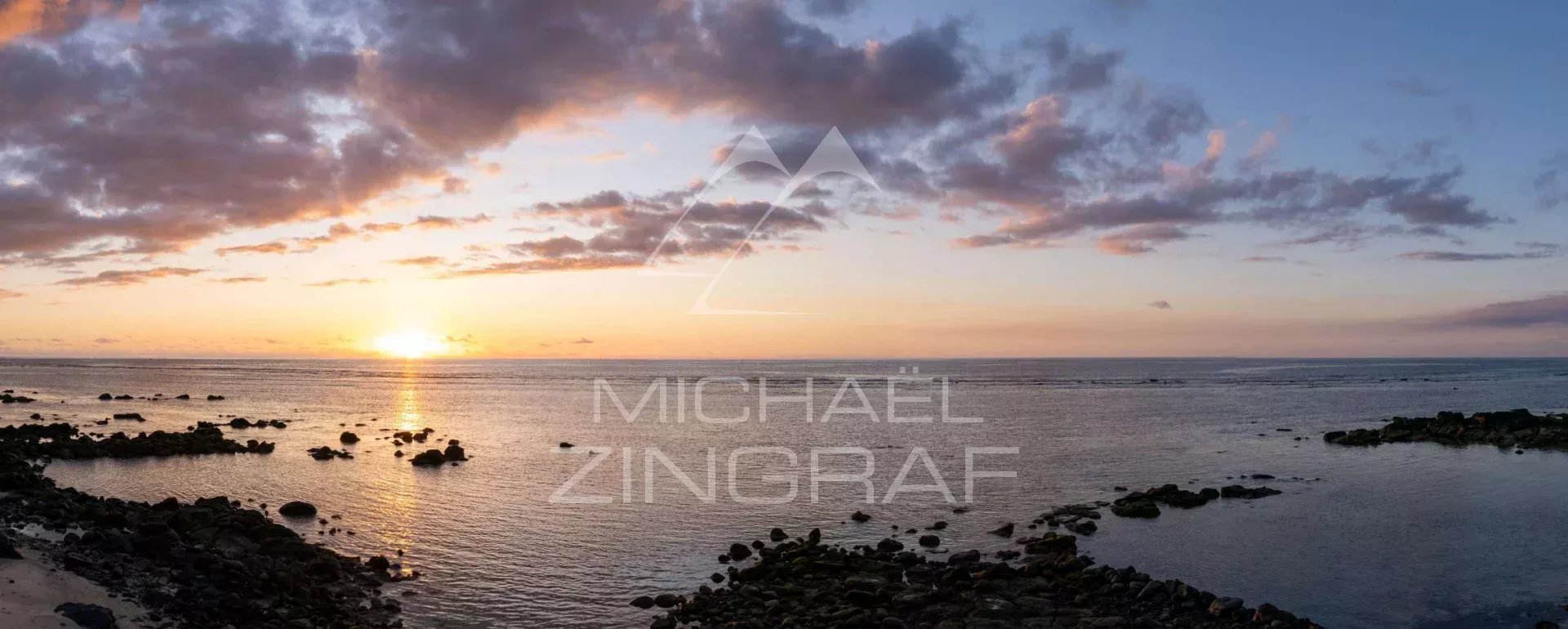 Duplex d’Exception Pieds dans l'eau  à Riviere Noire