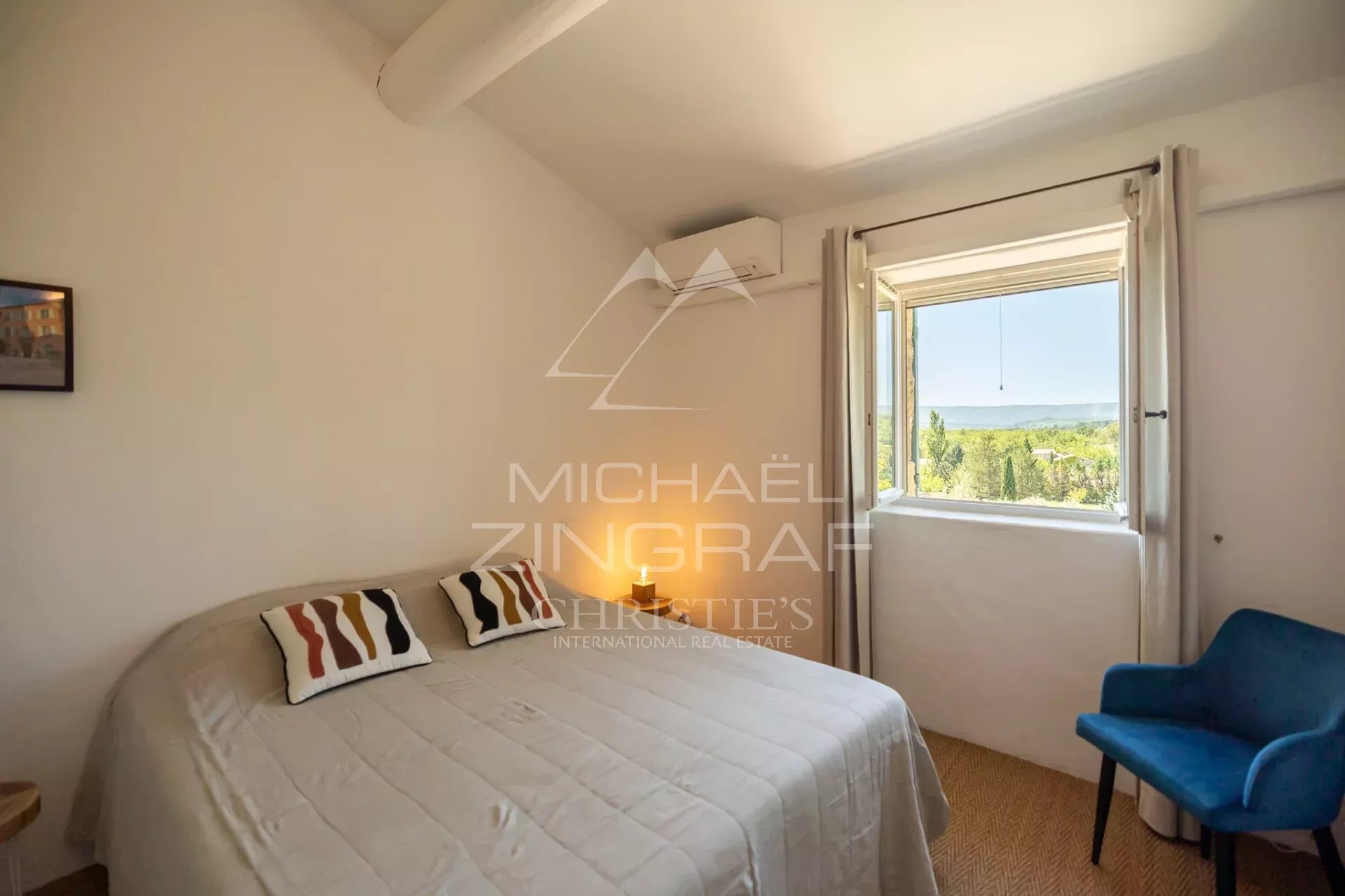 Gordes - Charmante maison provençale avec piscine et vue