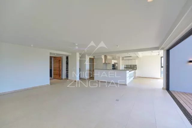 Exceptional Duplex in Pointe aux Canonniers