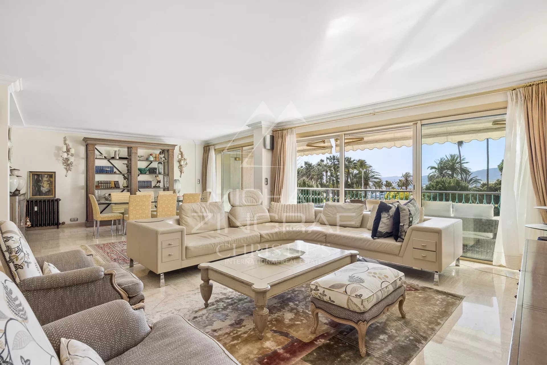 CANNES - CROISETTE – APPARTEMENT D'EXCEPTION